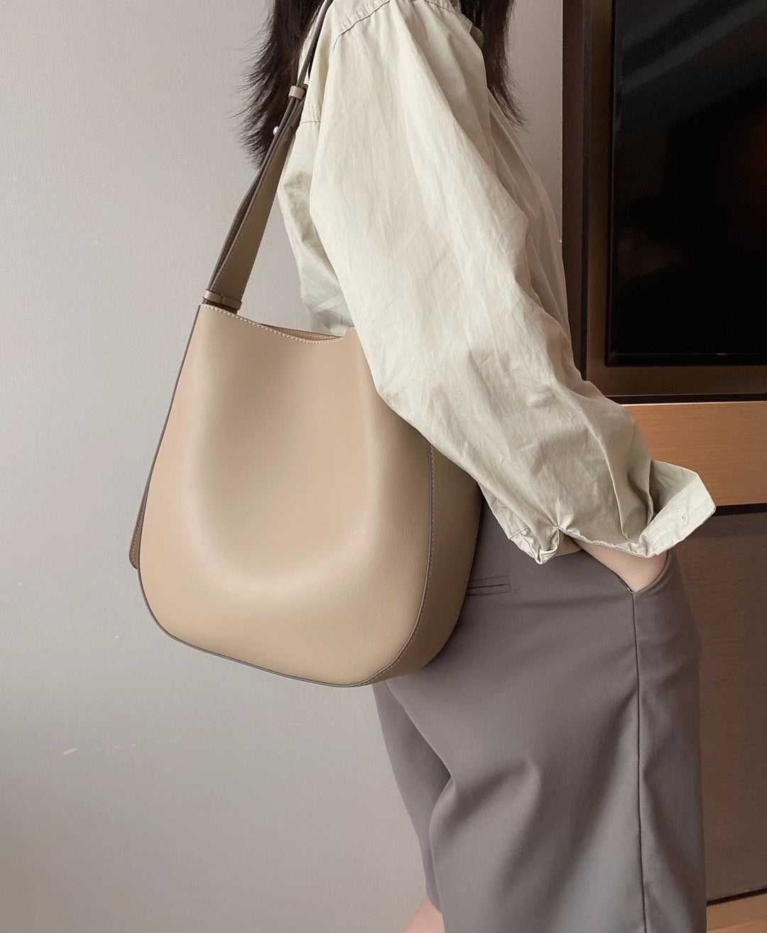 Women Leather Buckle Tote Handbag W9753-Leather Women Bags-Khaki-Free Shipping Leatheretro