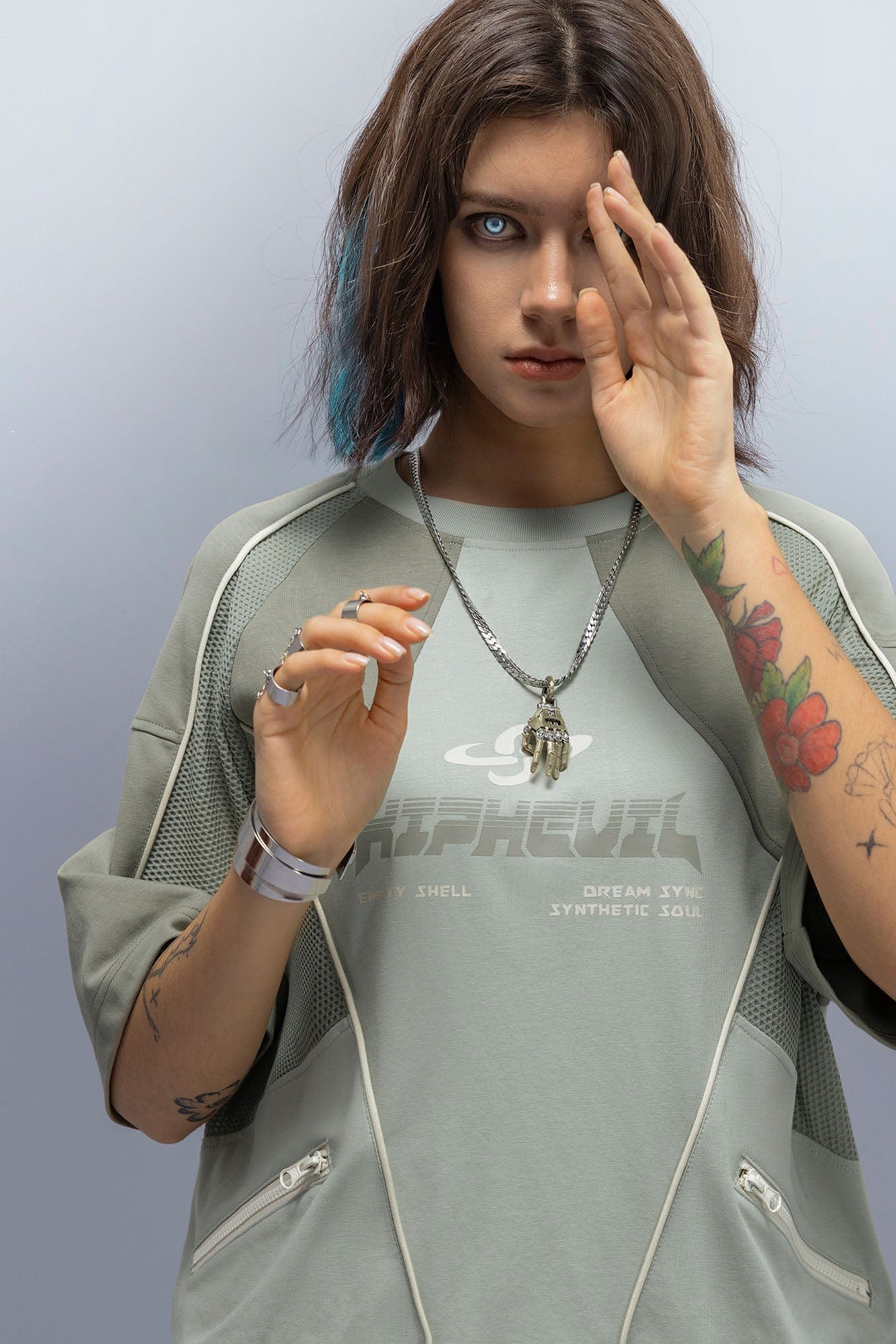 XIPHEVIL Contrast Paneled Mesh Zip-Pocket Raglan T-Shirt Green-L/S Tee-XS-Free Shipping Leatheretro