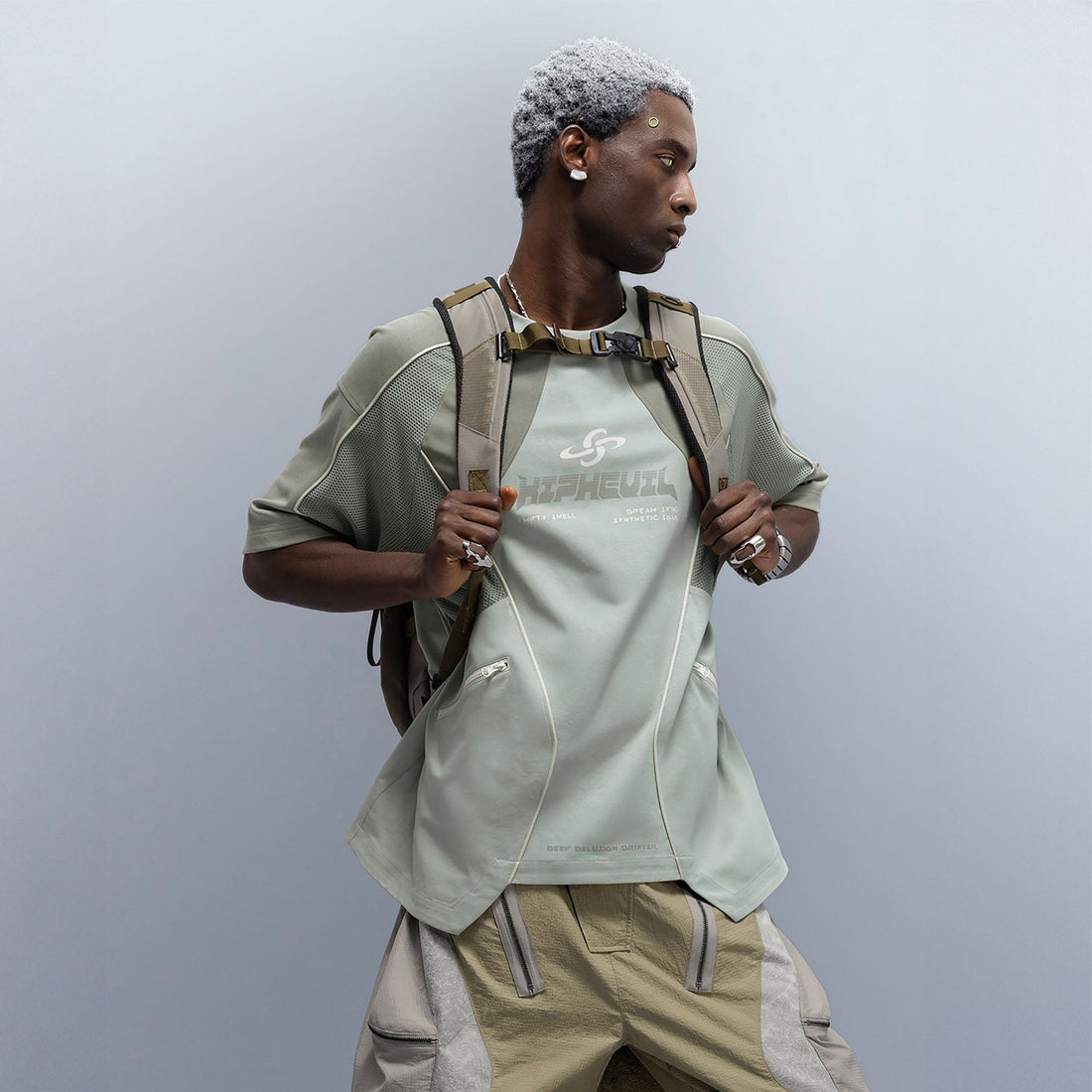 XIPHEVIL Contrast Paneled Mesh Zip-Pocket Raglan T-Shirt Green-L/S Tee-XS-Free Shipping Leatheretro