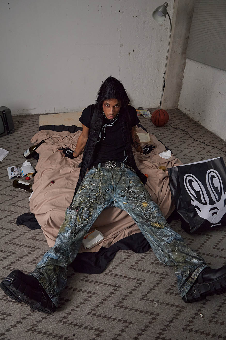 DND4DES Gems&Metals Rotten Distressed Flared Jeans-Jeans-XS-Free Shipping Leatheretro