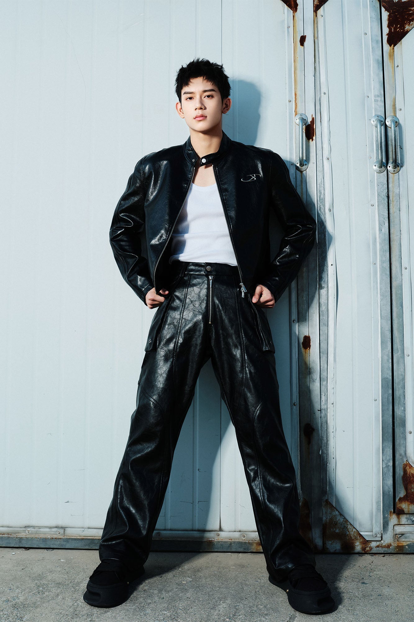 FORFEARTHAT Glossy Panel Zip Hem PU Cargo Pants-Pants-S-Free Shipping Leatheretro