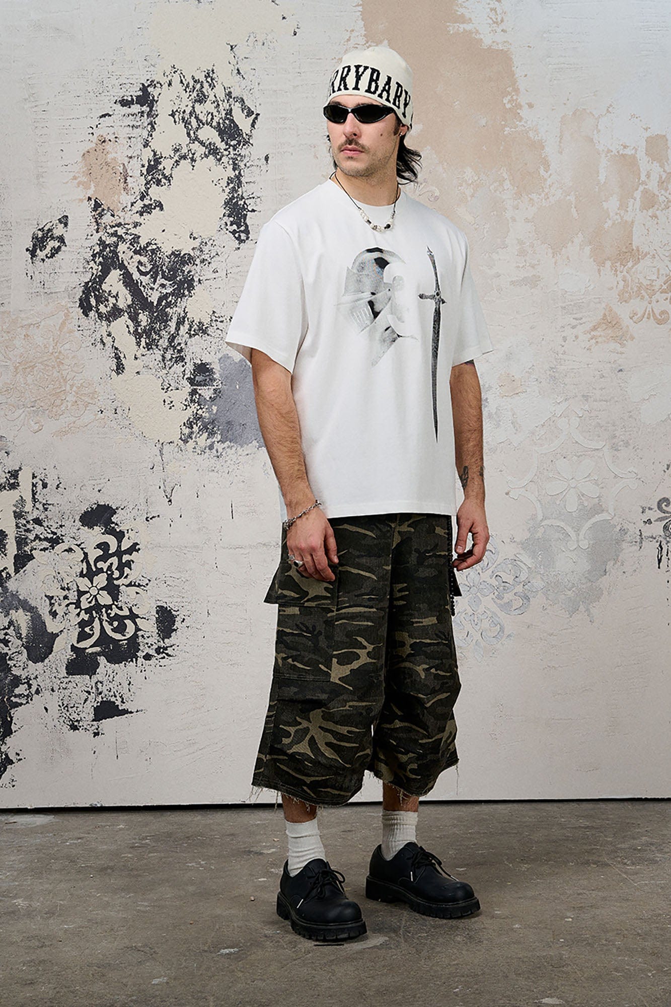 DONSMOKE Camo Multi-Pocket Raw-Edge Curved Shorts-Shorts-XS-Free Shipping Leatheretro