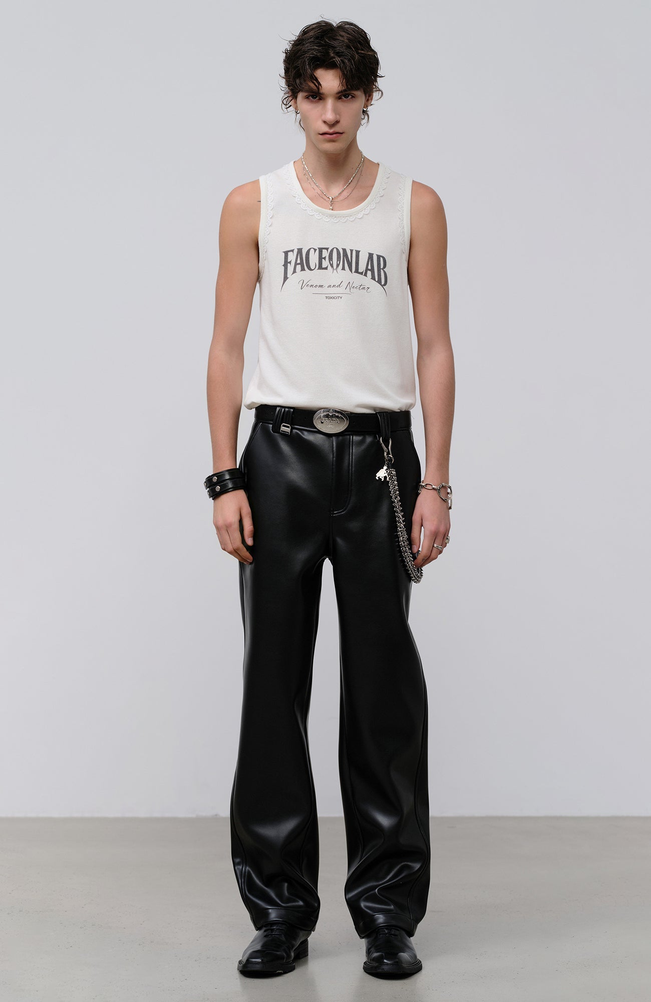 FACEONLAB Lace Trim Gothic Letters Sleeveless Tank-Tank Top-M-Black-Free Shipping Leatheretro