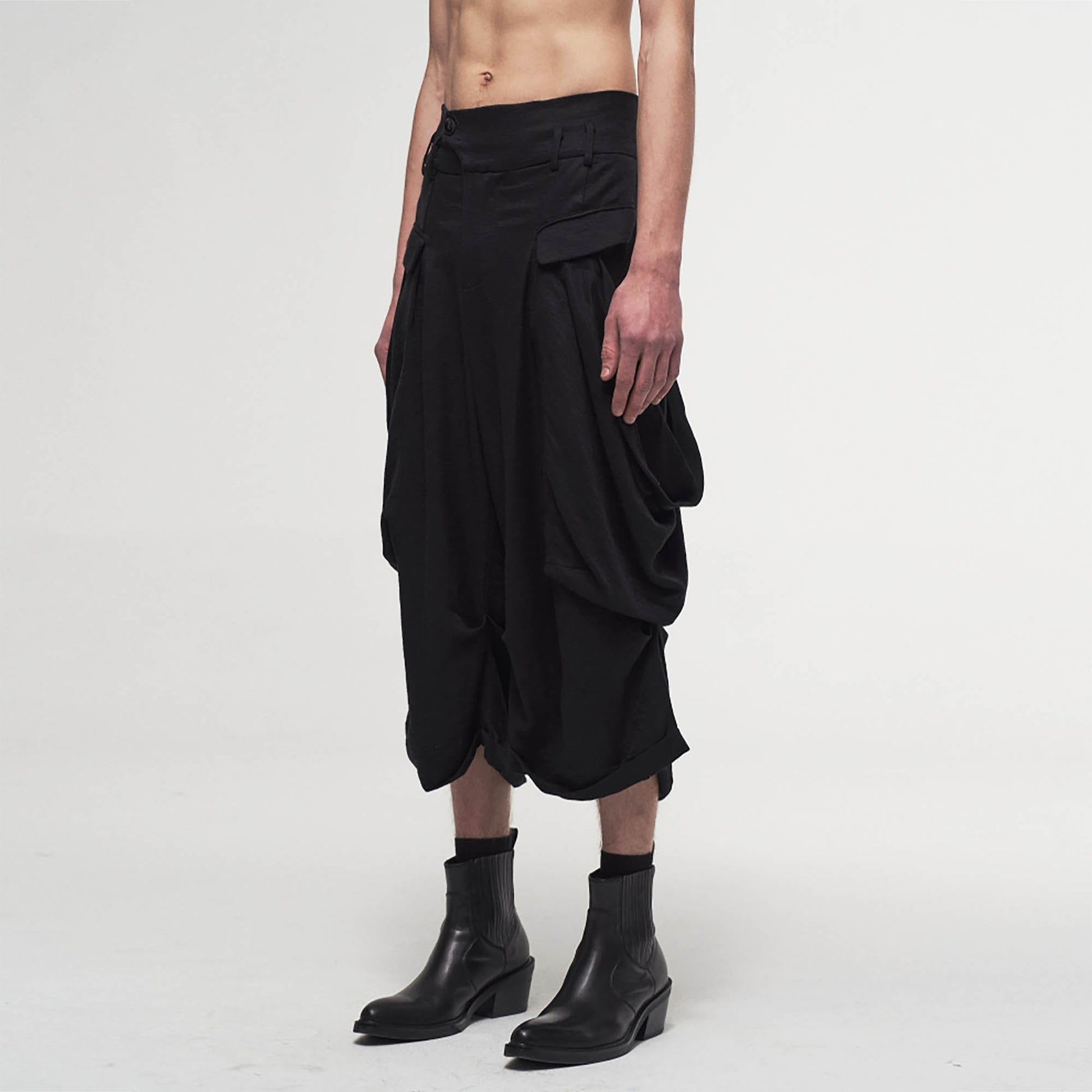 ILNya Nieternite Nifutur Balloon Pleated Slouchy Shorts-Shorts-S(0)-Free Shipping Leatheretro