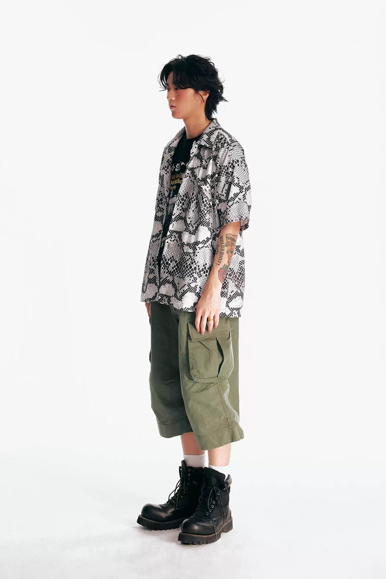 1997 POSTOFFICE Flare Hem Cargo Shorts-Shorts-S-Free Shipping Leatheretro