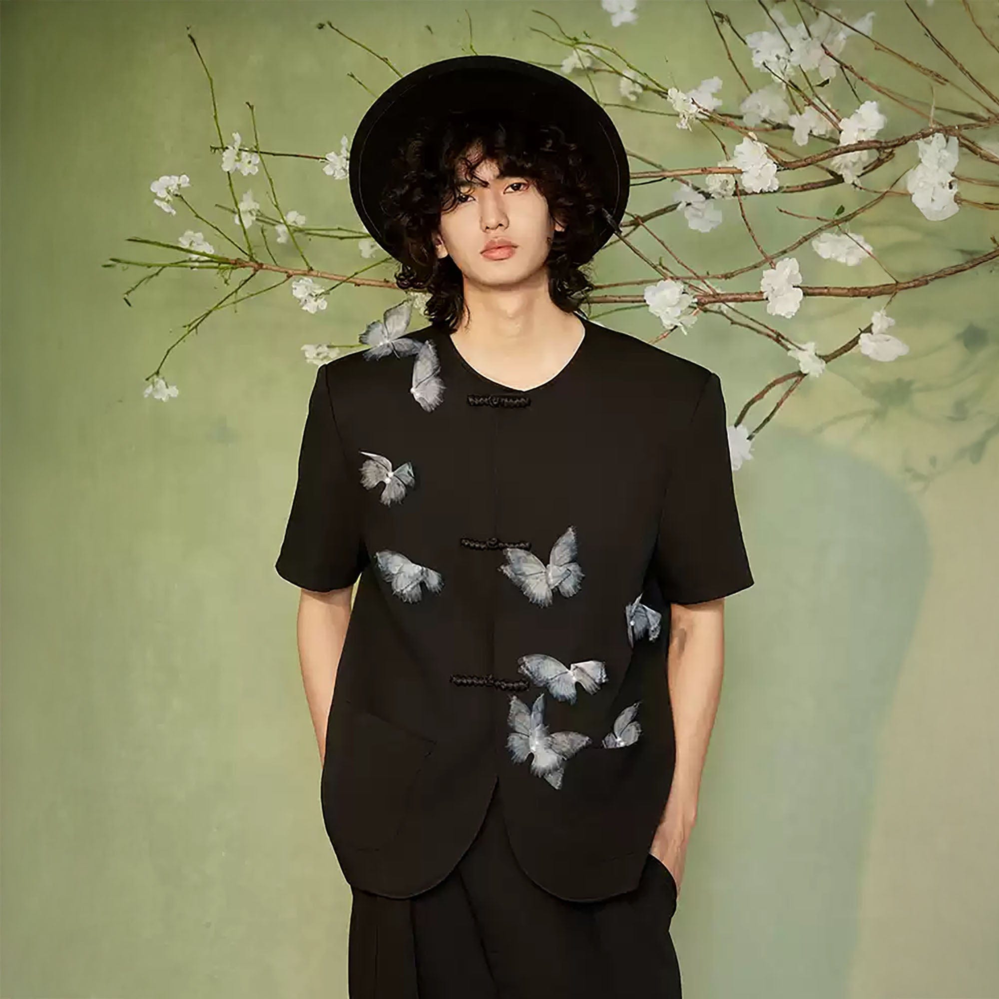 JIECHI Flying Butterfly Frog Button T-Shirt-T Shirt-M-Free Shipping Leatheretro