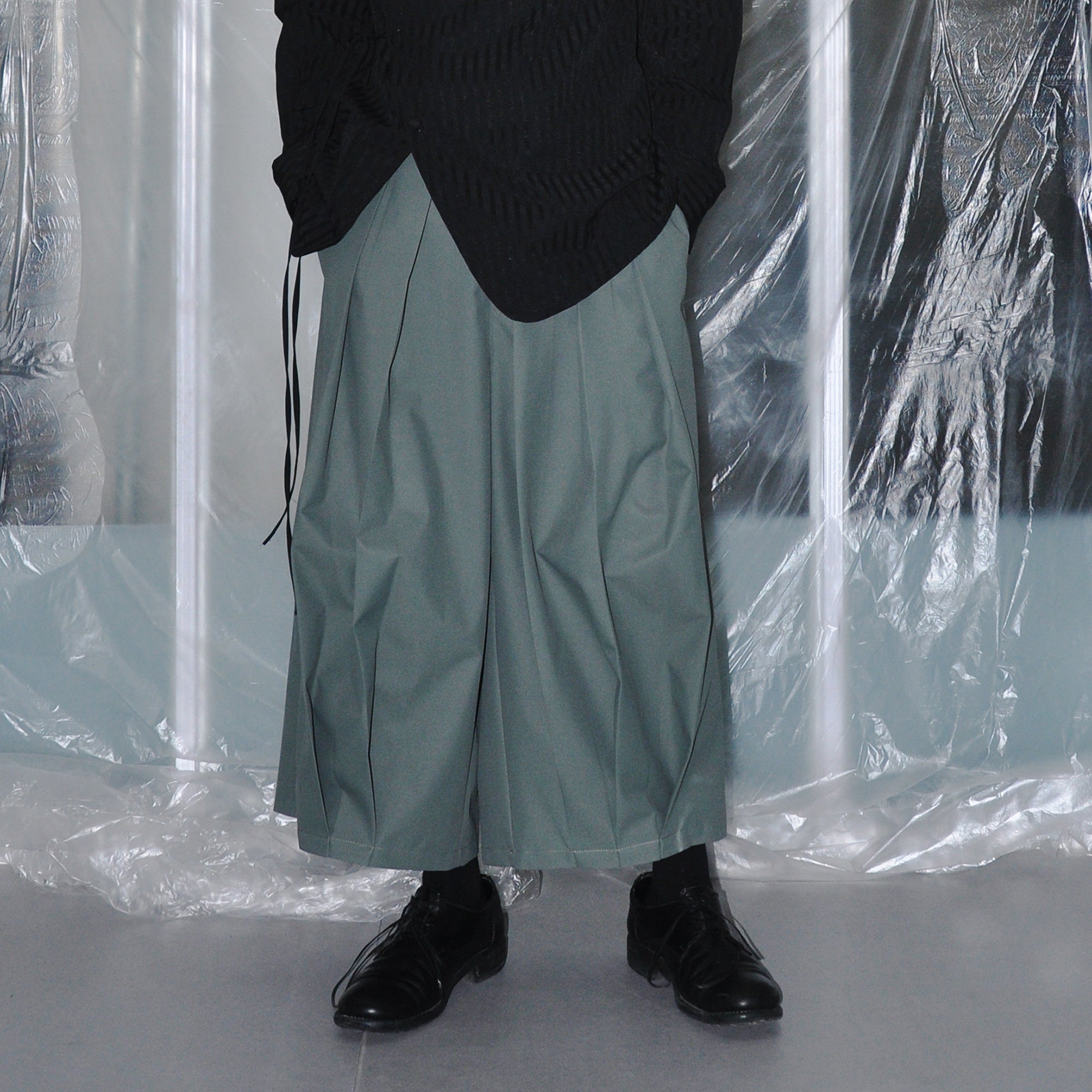 7440 37 1 Oversized Triple-Pleat Cropped Trousers-Pants-S-Free Shipping Leatheretro