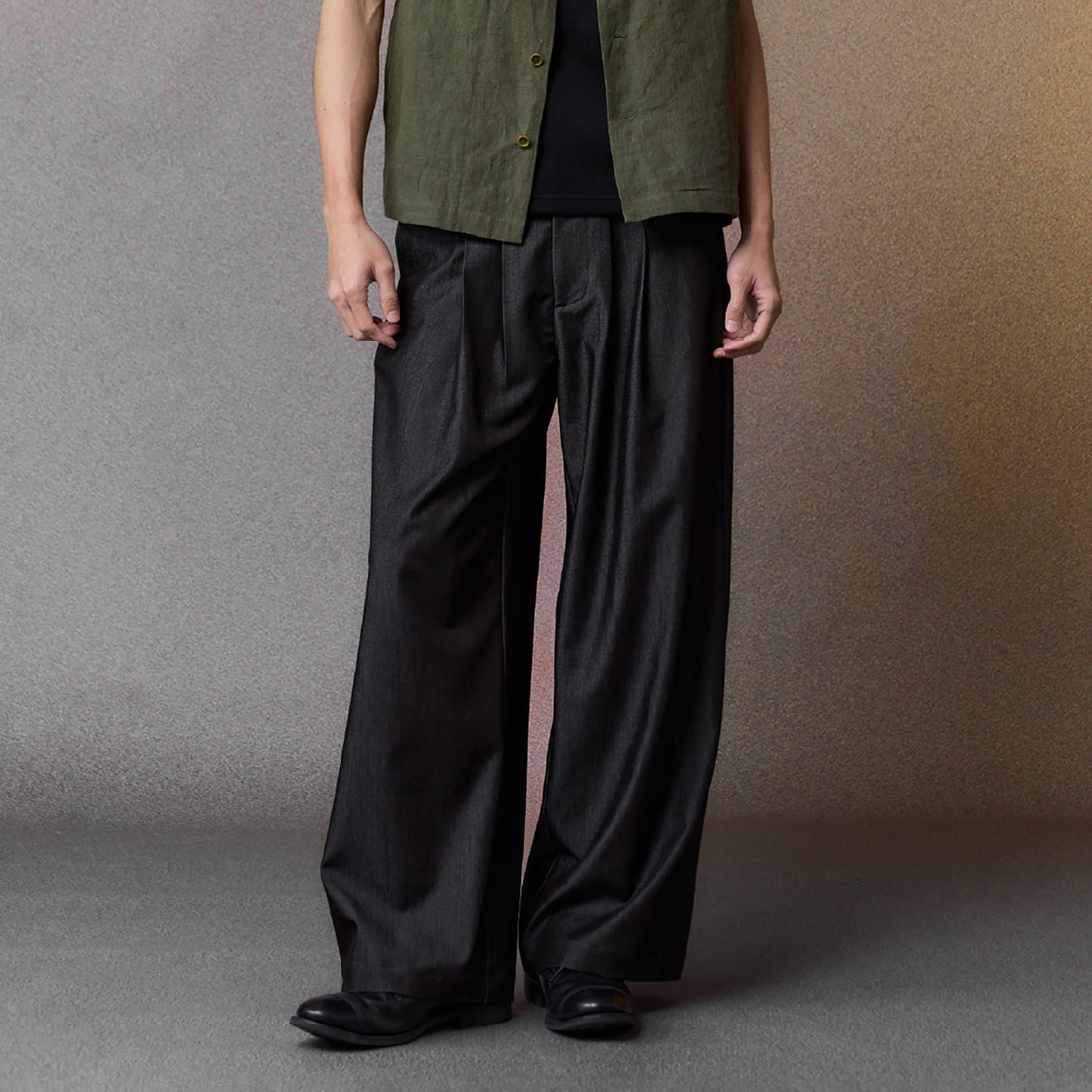 ALVNG AR ANTS Multi-Pleat Straight-Leg Trousers-Pants-XS (Preorder)-Black-Free Shipping Leatheretro