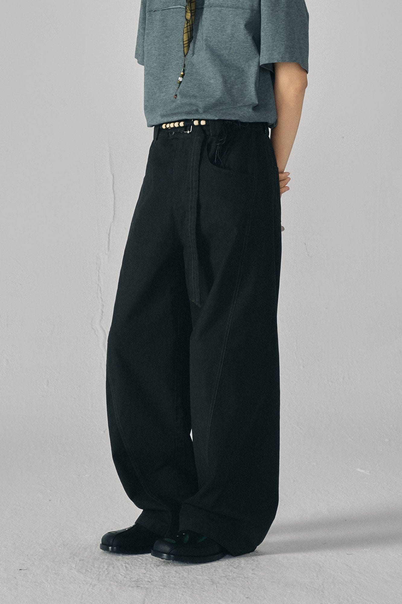 GONGHE REPUB Arc Spliced Strap Belt Pants-Pants-XS-White-Free Shipping Leatheretro