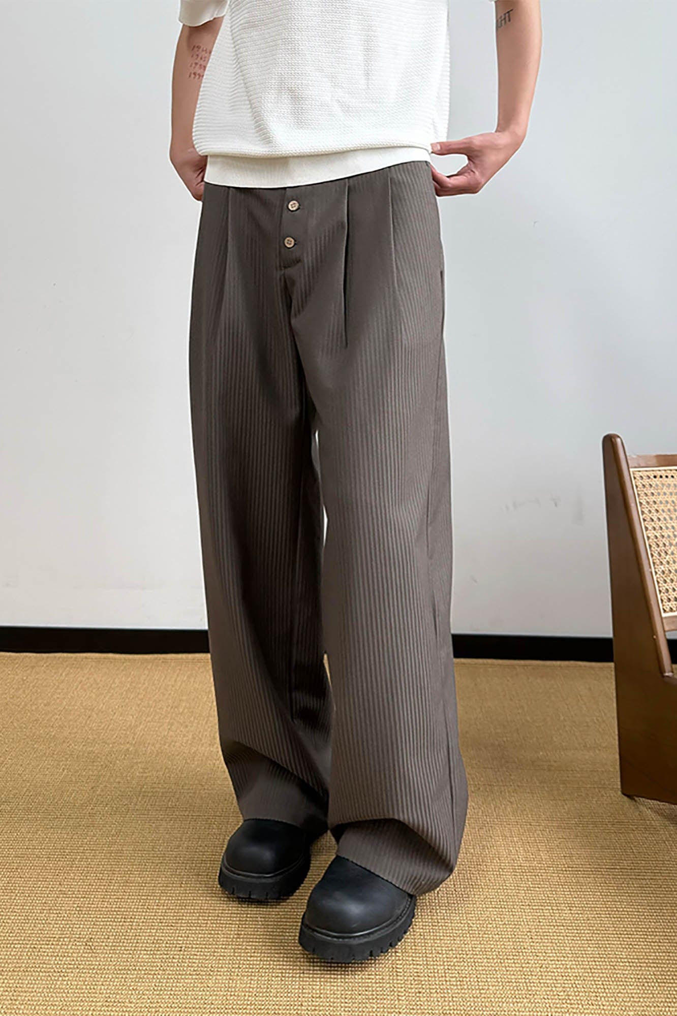 KREATE Pinstriped Pleated Trousers-Pants-S-Free Shipping Leatheretro