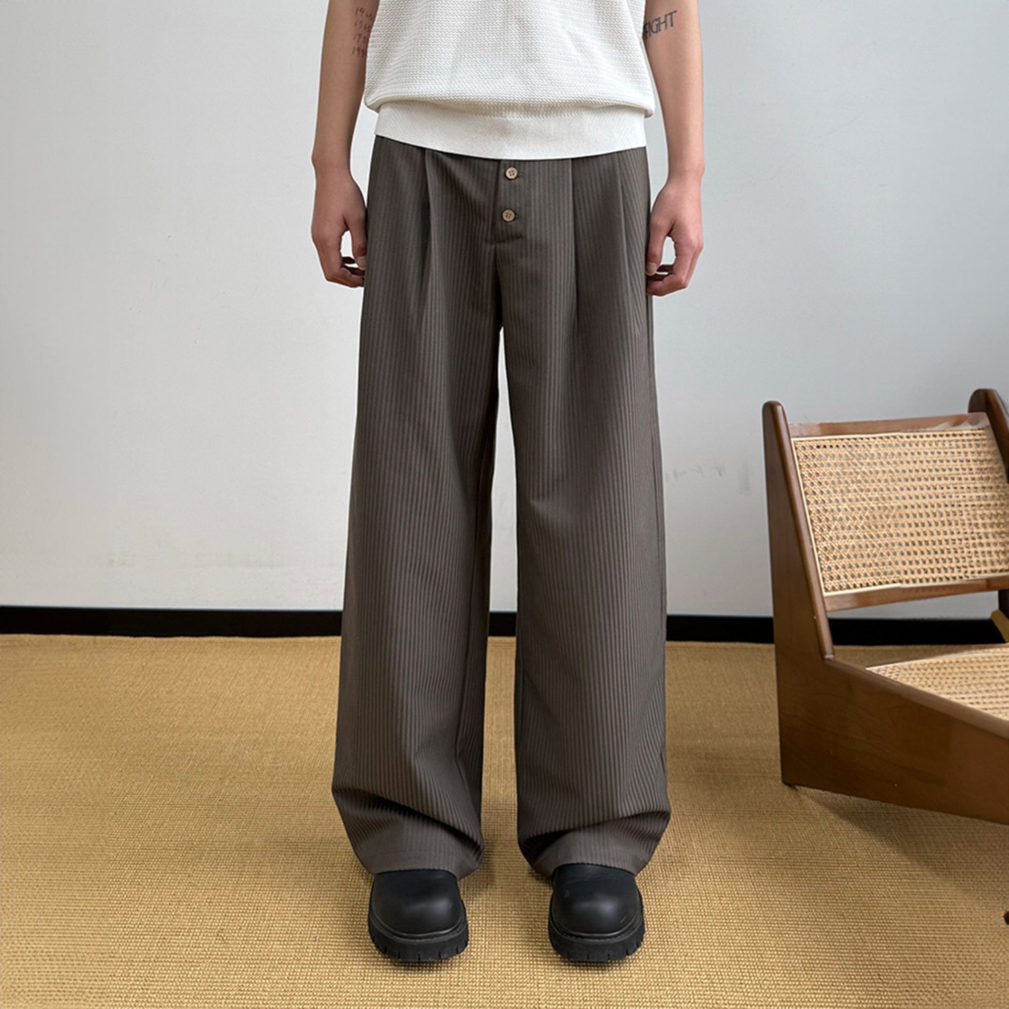 KREATE Pinstriped Pleated Trousers-Pants-S-Free Shipping Leatheretro