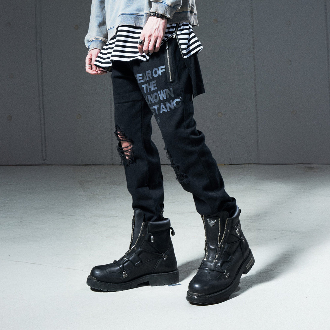 VENTUREK Distressed Zippered-Hem Slogan Slim Pants-Pants-S-Free Shipping Leatheretro