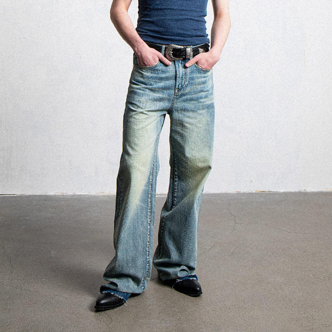 LEONSENSE Raw Edge Washed Flared Jeans-Jeans-S-Free Shipping Leatheretro