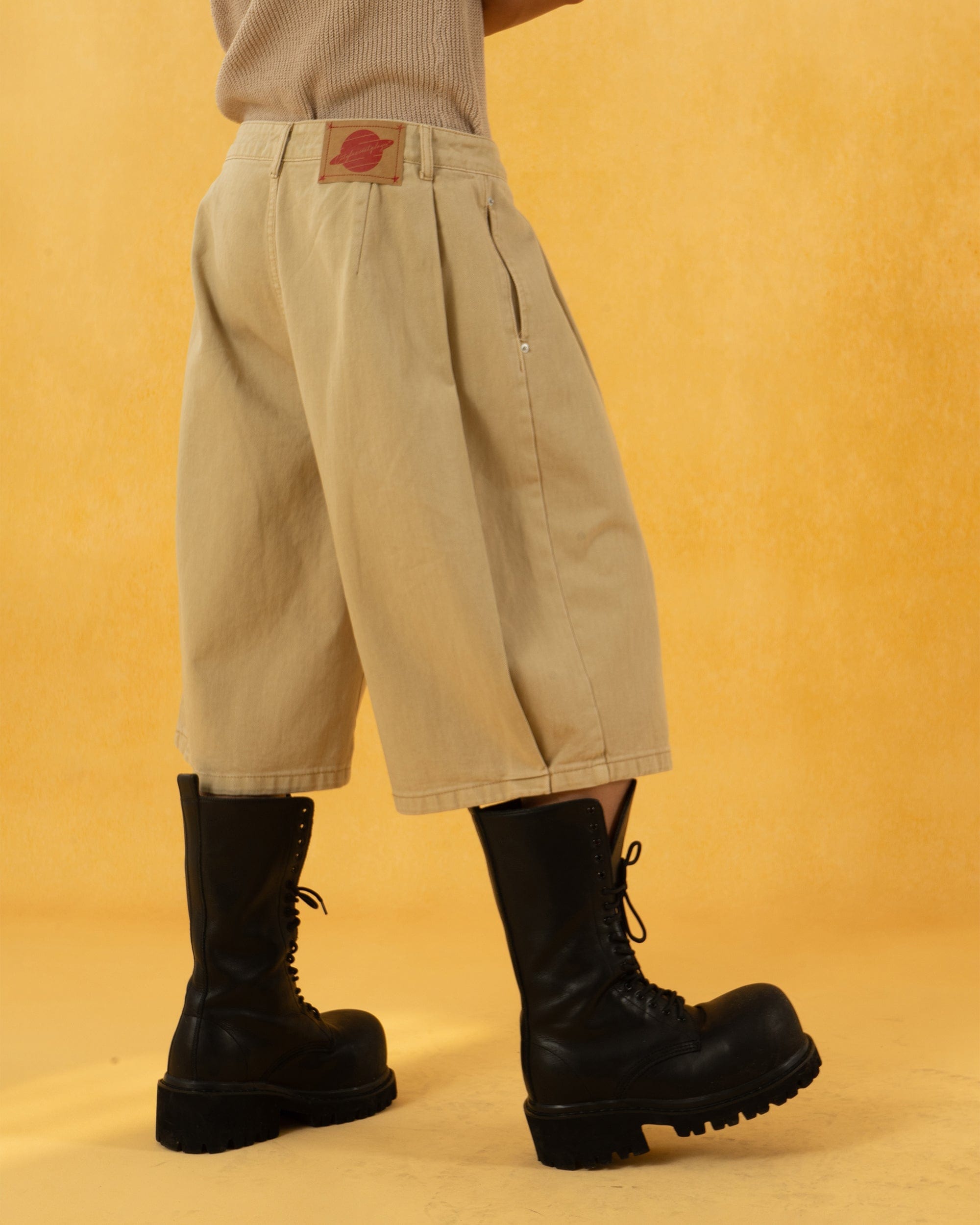 CLP Classic Rivet Pleated Oversized Shorts-Shorts-S-Khaki-Free Shipping Leatheretro