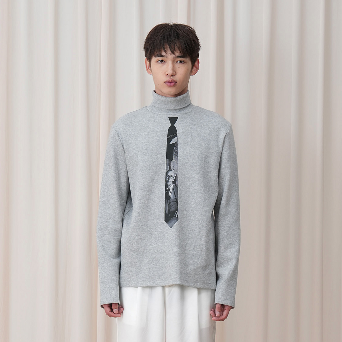 OUYANG WENJUN Tie-Graphic Turtleneck Long-Sleeve Tee