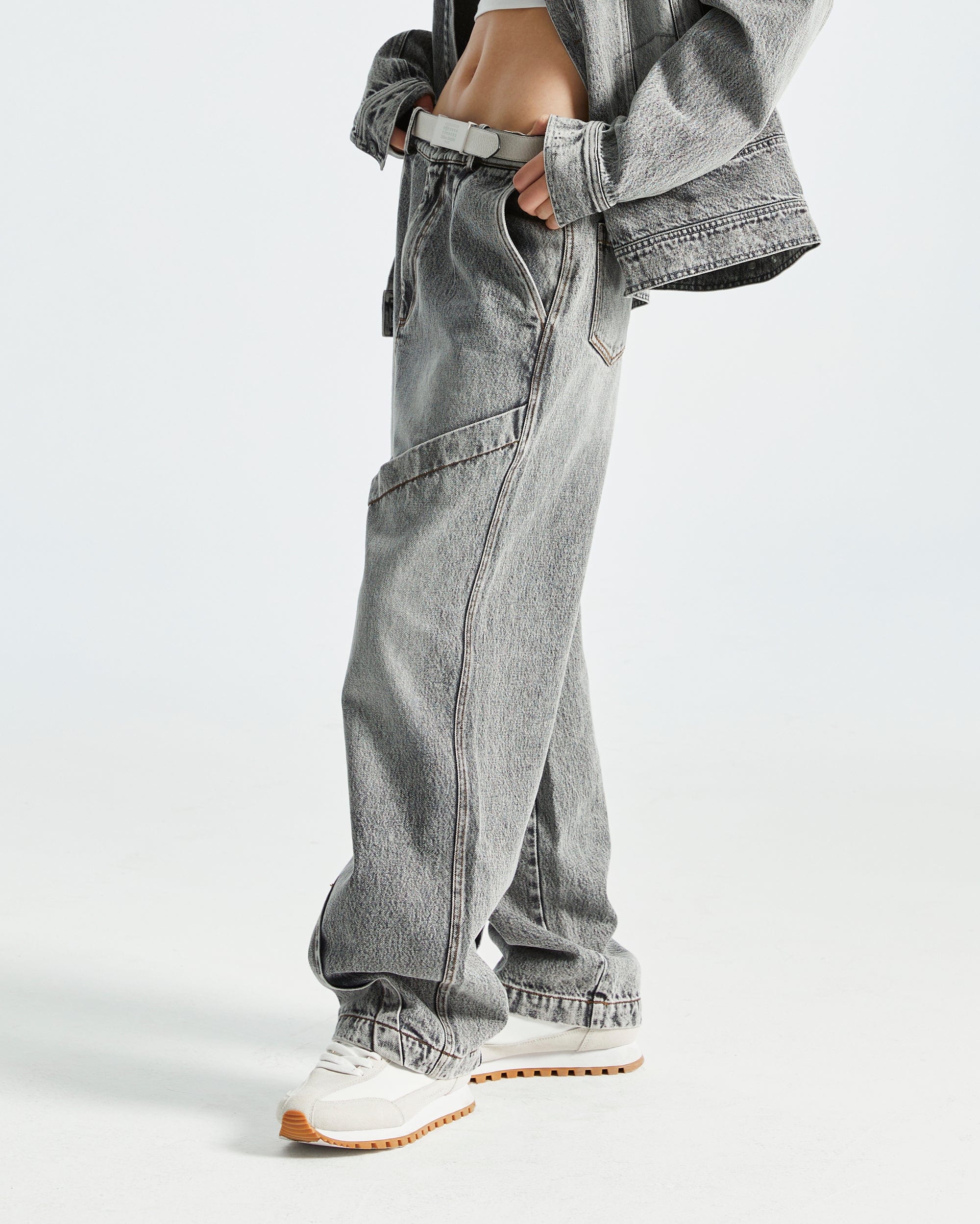 ORGANIC EMOTION Deconstructed Washed Jeans-Jeans-XS-White-Free Shipping Leatheretro