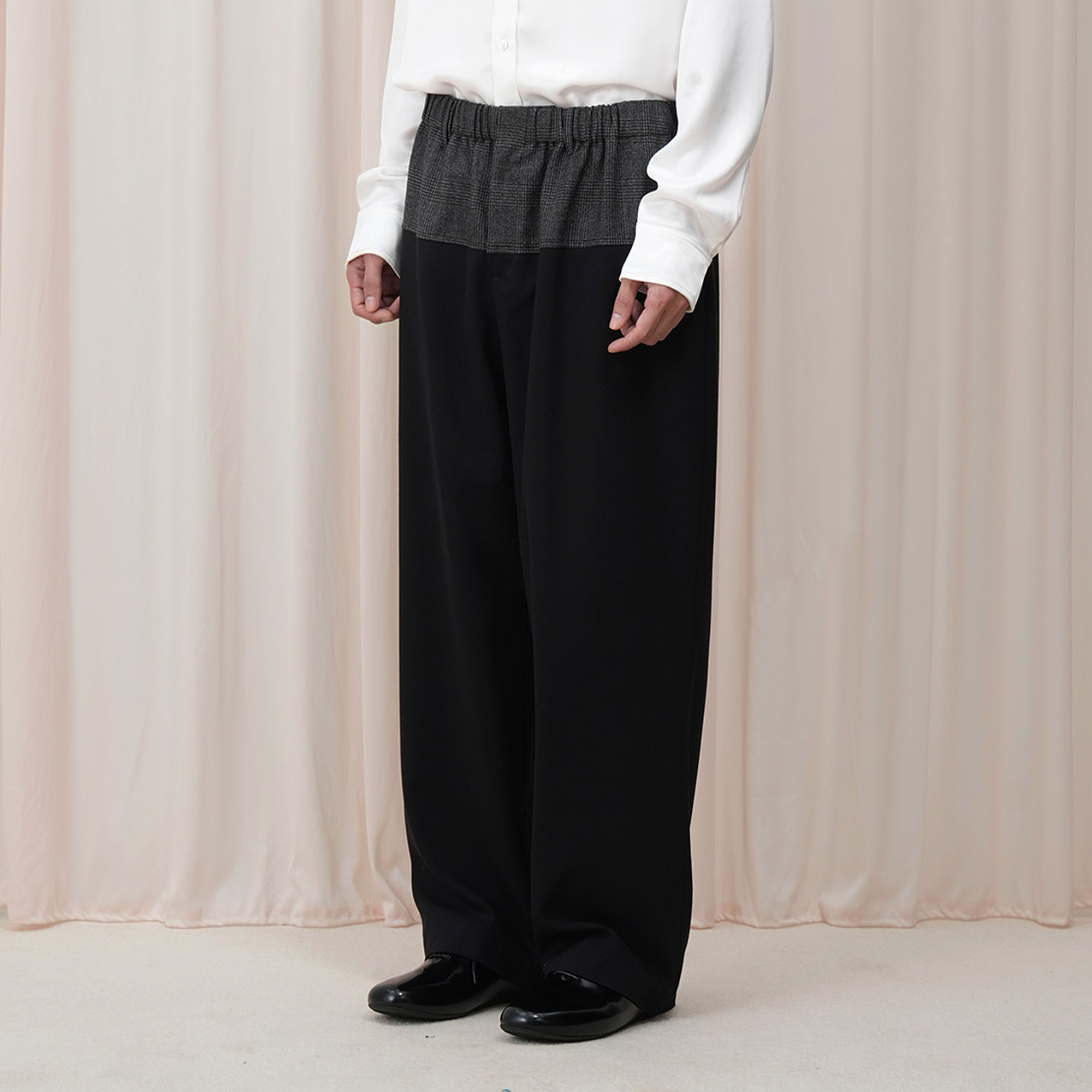OUYANG WENJUN Contrast Spliced Elastic-Waist Trousers