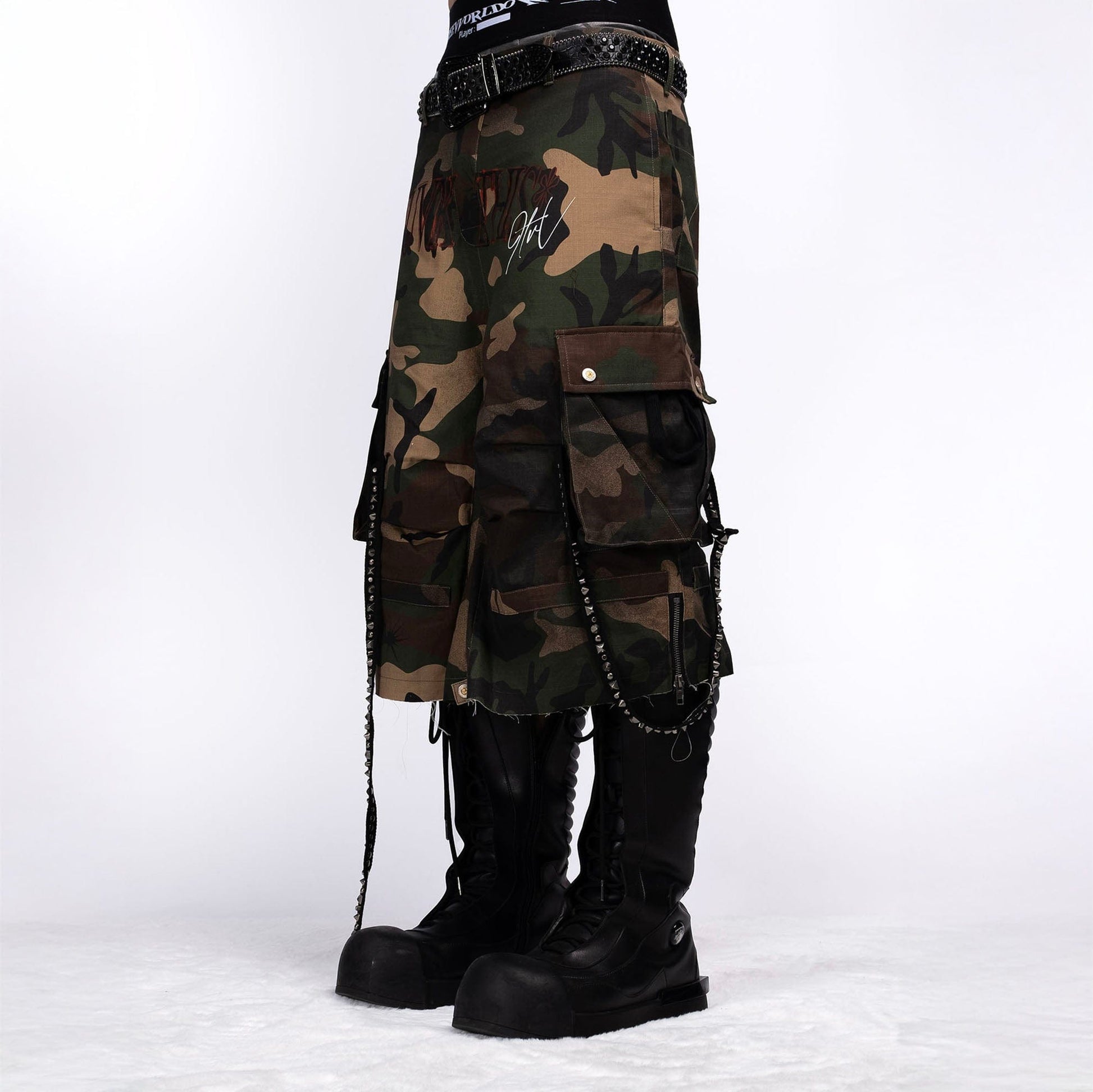 FVVO Distressed Rivet Strap Cargo Shorts Camo-Shorts-S-White-Free Shipping Leatheretro