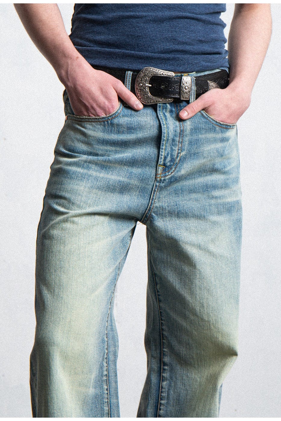 LEONSENSE Raw Edge Washed Flared Jeans-Jeans-S-Free Shipping Leatheretro