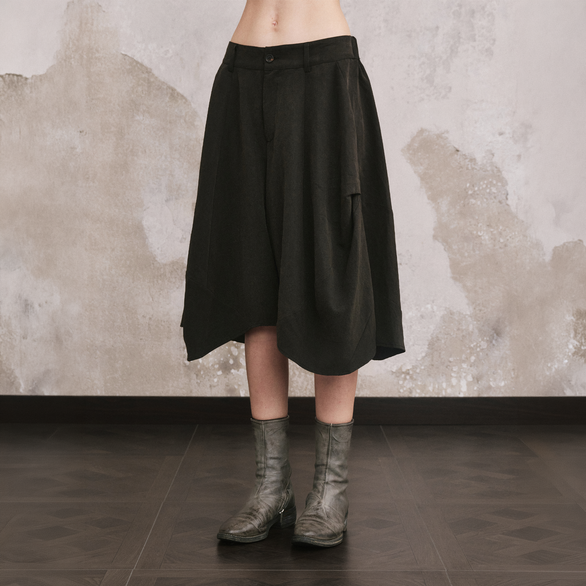 ILNya Nieternite Nifutur Lyocell-Blend Asymmetrical Wide-Leg Shorts-Shorts-S (0) / 26-32"-Free Shipping Leatheretro