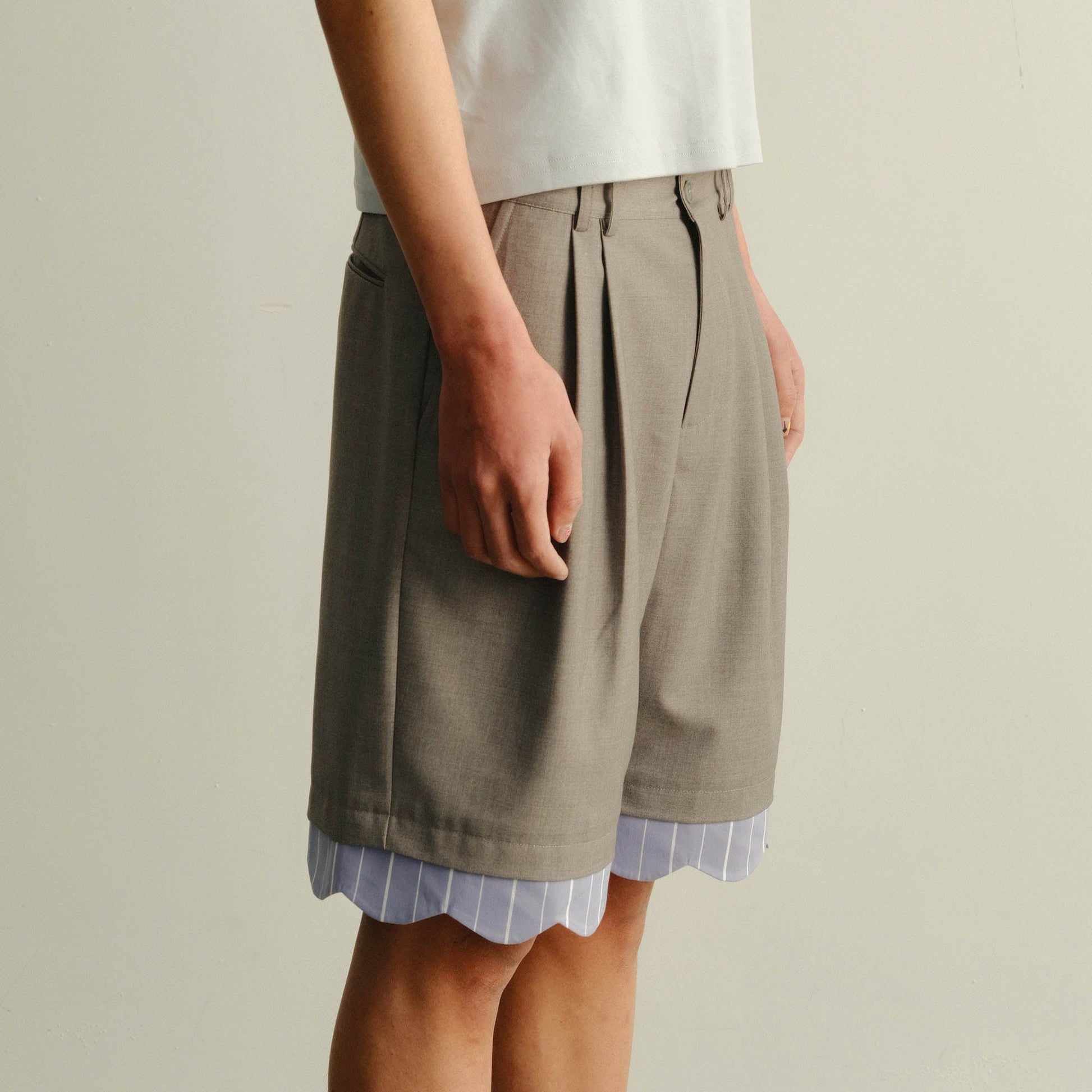 KADAKADA Scalloped Layered Hem Pleated Shorts-Shorts-S-Free Shipping Leatheretro