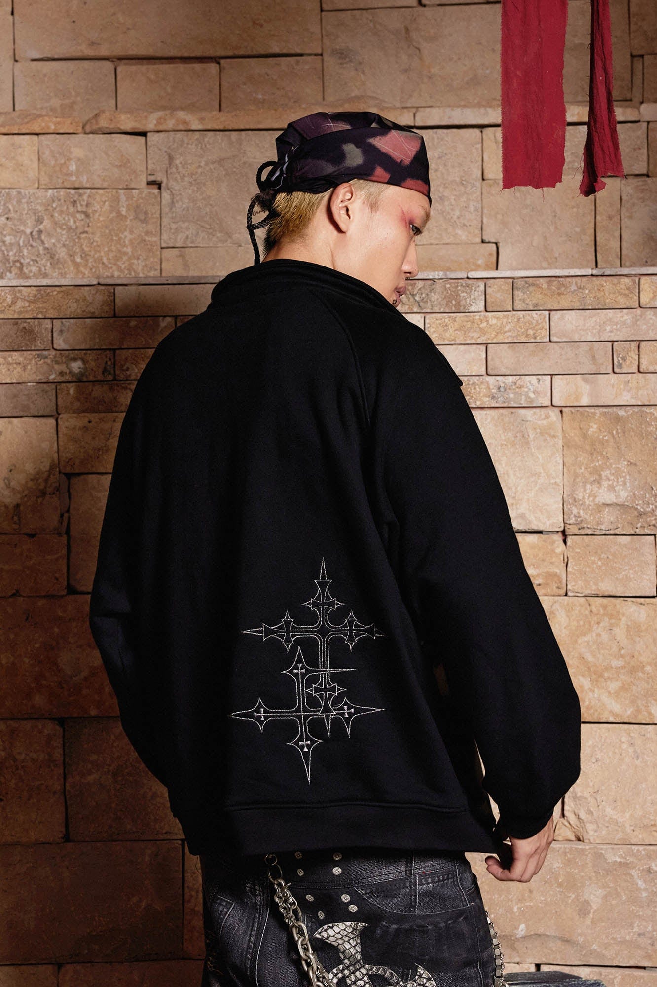 DND4DES Cross Spray-Paint Embroidered Polo Sweatshirt-Sweatshirt-S-Free Shipping Leatheretro