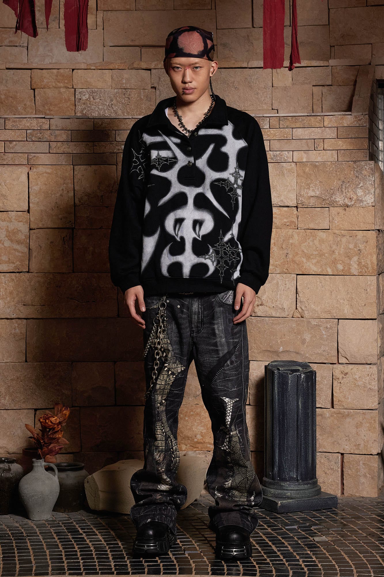 DND4DES Cross Spray-Paint Embroidered Polo Sweatshirt-Sweatshirt-S-Free Shipping Leatheretro