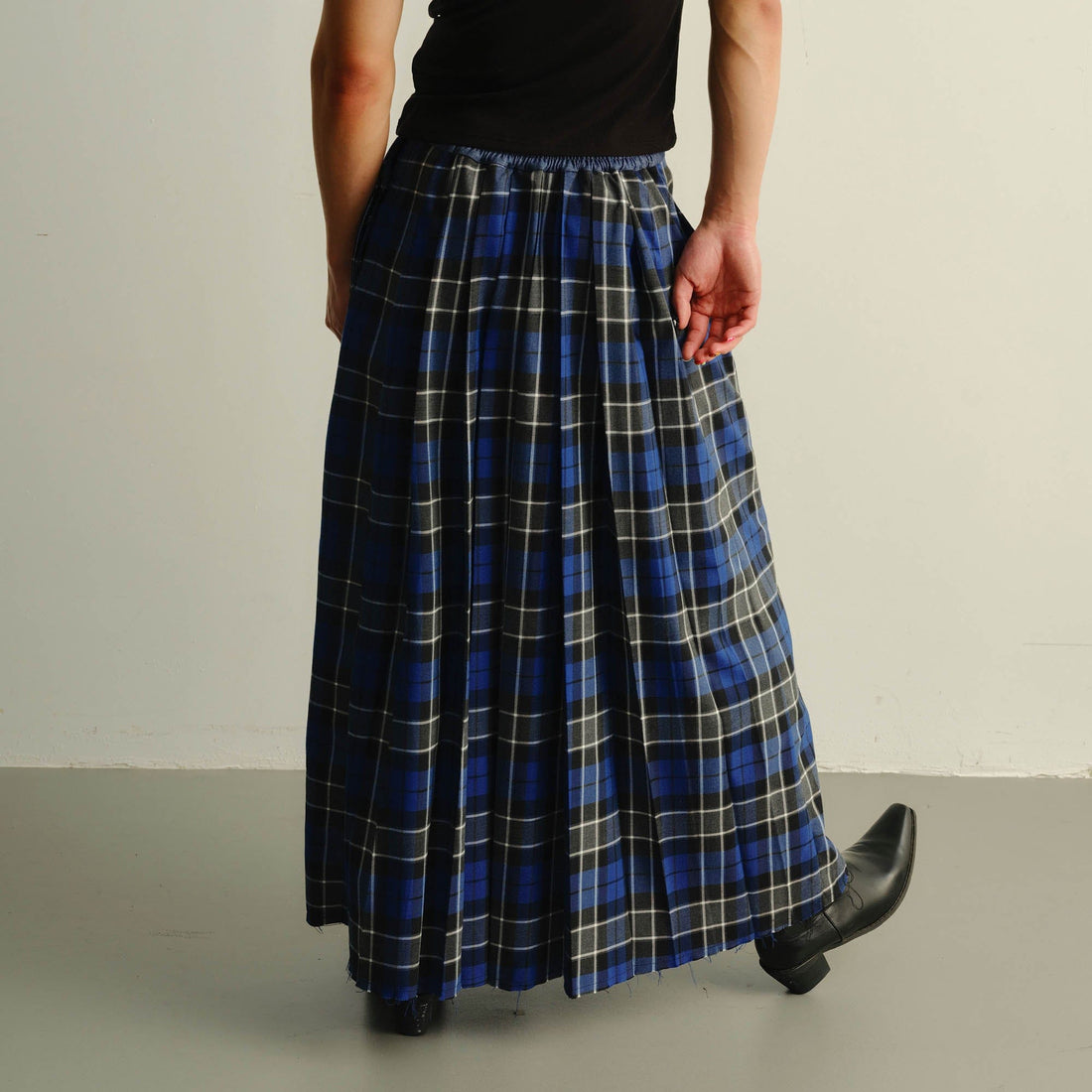 KADAKADA Paneled Reversible Plaid Raw-Edge Maxi Skirt-Shorts-M-Free Shipping Leatheretro