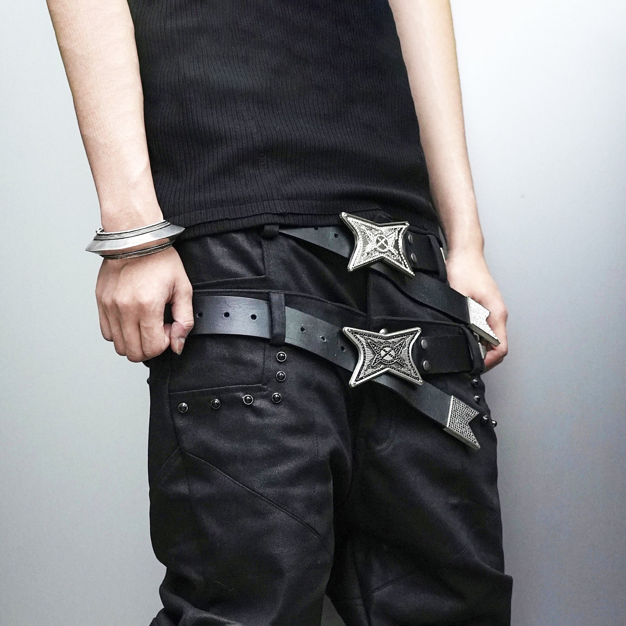 SSIN7 Star Buckle Studded Leather Belt-Accessories-One Size-Distressed Buckle-Free Shipping Leatheretro