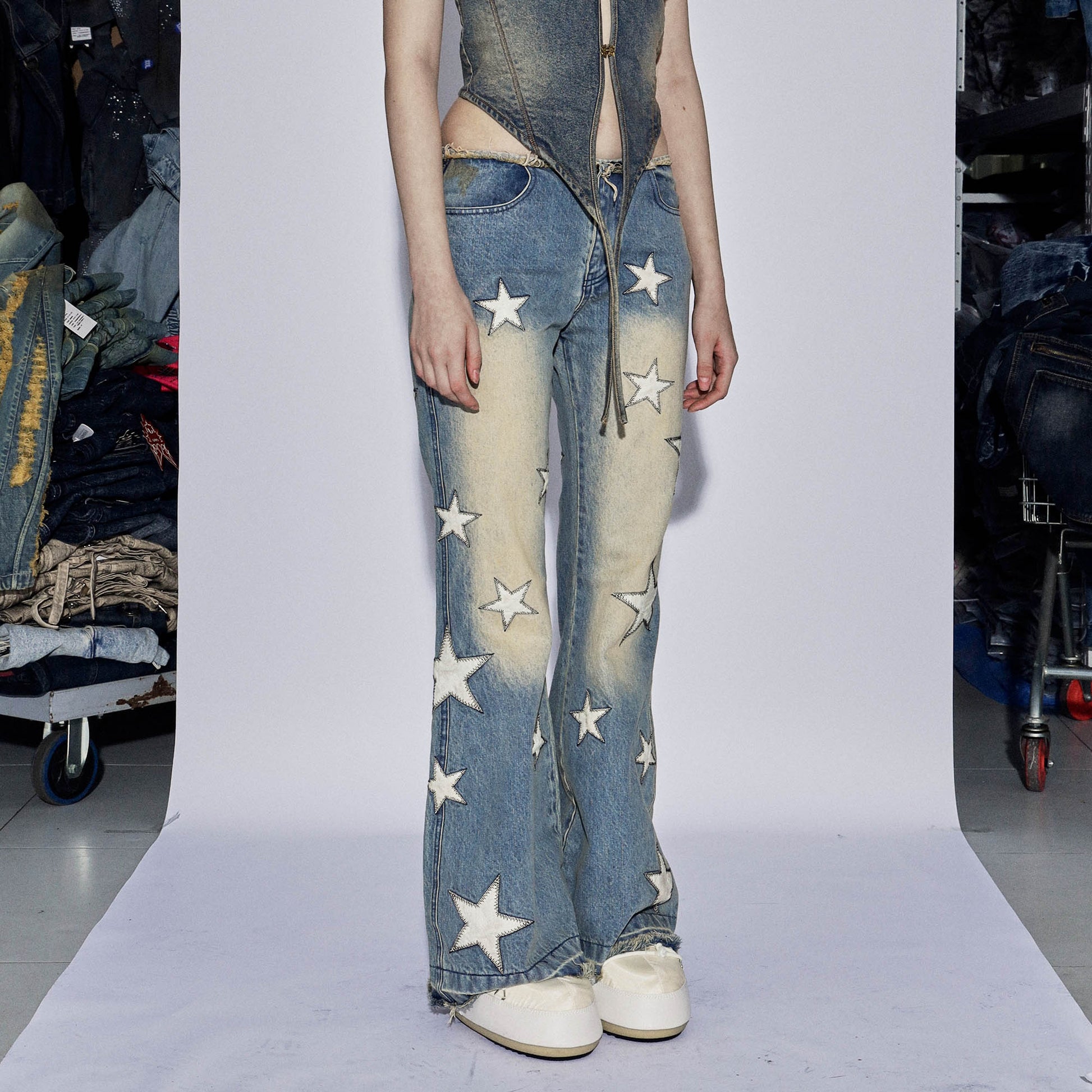 DND4DESxFaychui Starry Bleached Low-Rise Flared Jeans-Jeans-S-Free Shipping Leatheretro