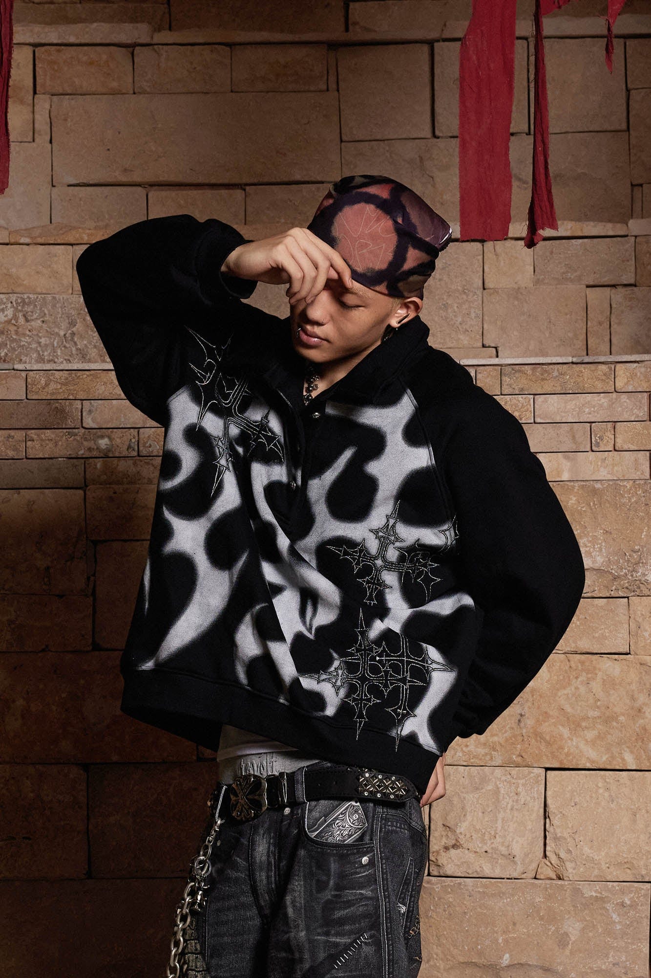 DND4DES Cross Spray-Paint Embroidered Polo Sweatshirt-Sweatshirt-S-Free Shipping Leatheretro