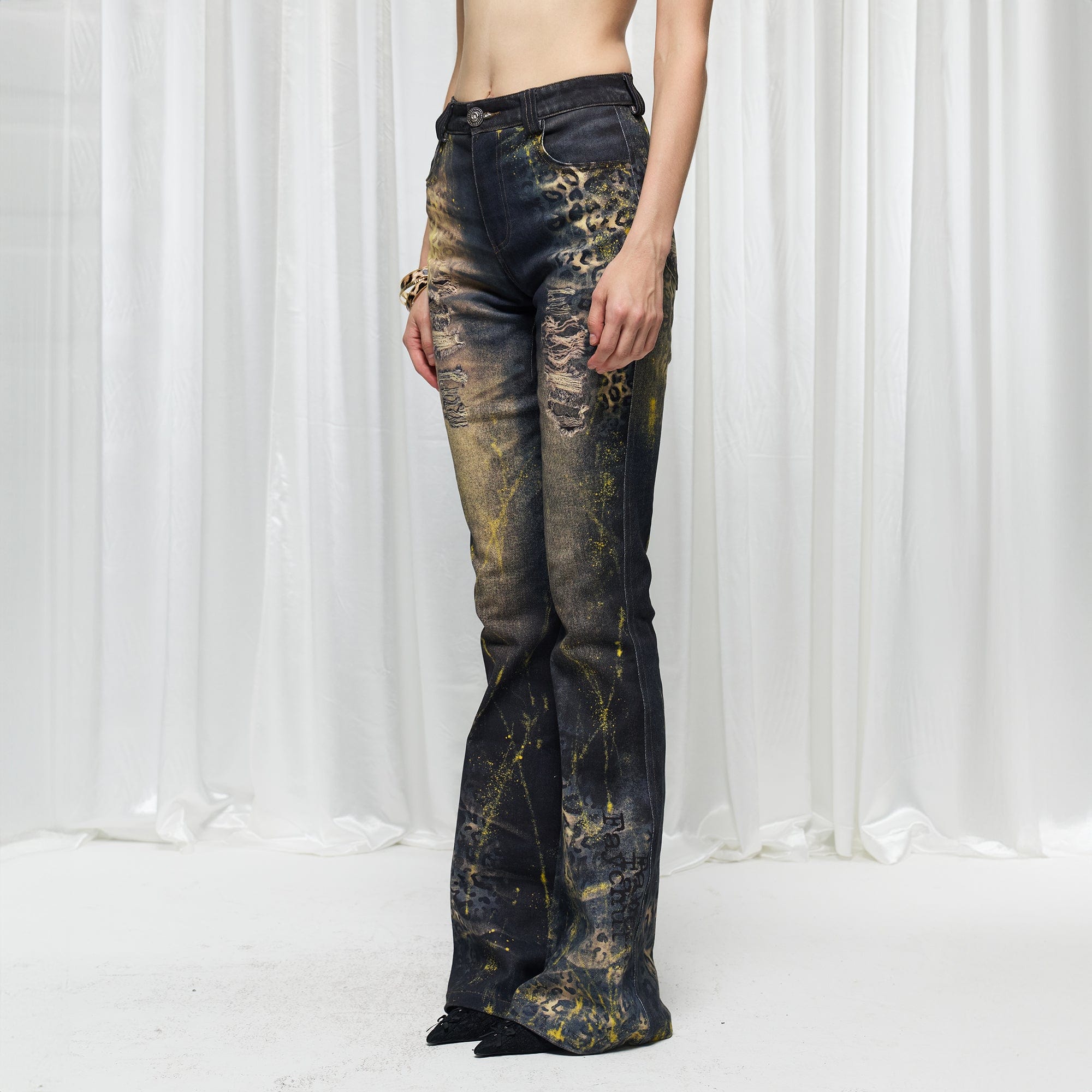 DND4DES¡ÁFaychui Distressed Leopard Splattered Flared Jeans-Jeans-S-Free Shipping Leatheretro