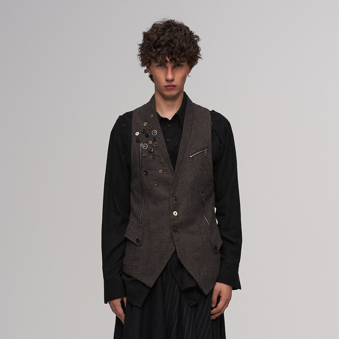 ILNya Nieternite Nifutur Retro Button Embellished Back-Harness Vest-Vest-S (0)(Preorder)-Free Shipping Leatheretro