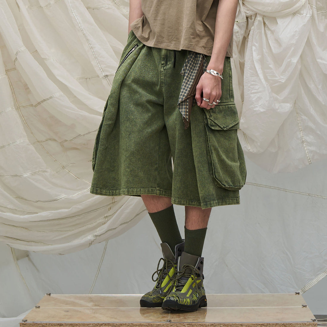 RELABEL Detachable Scarf Washed Multi-Pocket Wide-Leg Shorts Green-Shorts-XS-Free Shipping Leatheretro