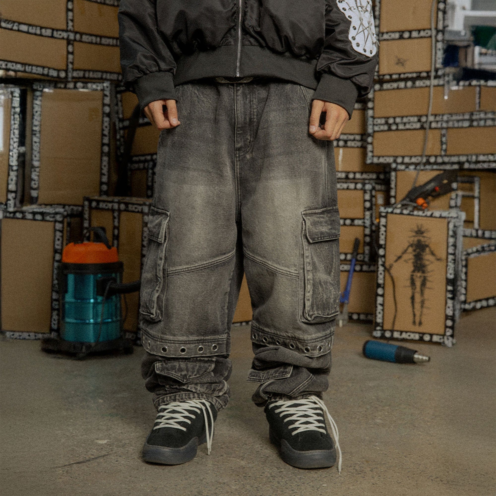 BLACK8MOB Washed Multi-Pocket Grommet Stacked Cargo Jeans-Jeans-XS-Free Shipping Leatheretro