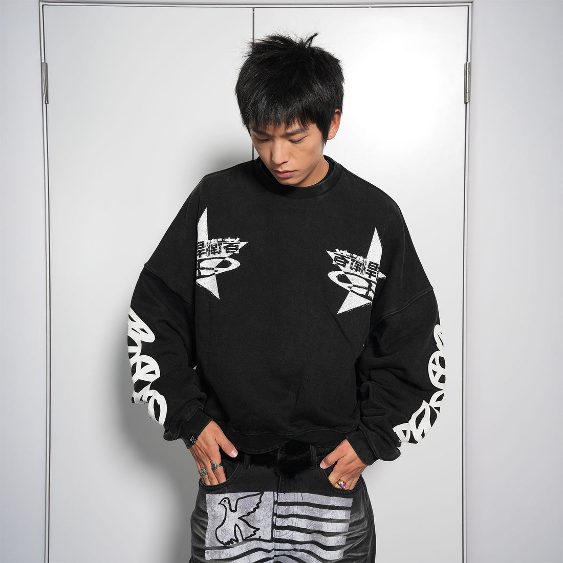 VINKID Peace Defender Graphic Sweatshirt-Sweatshirt-One Size-Free Shipping Leatheretro