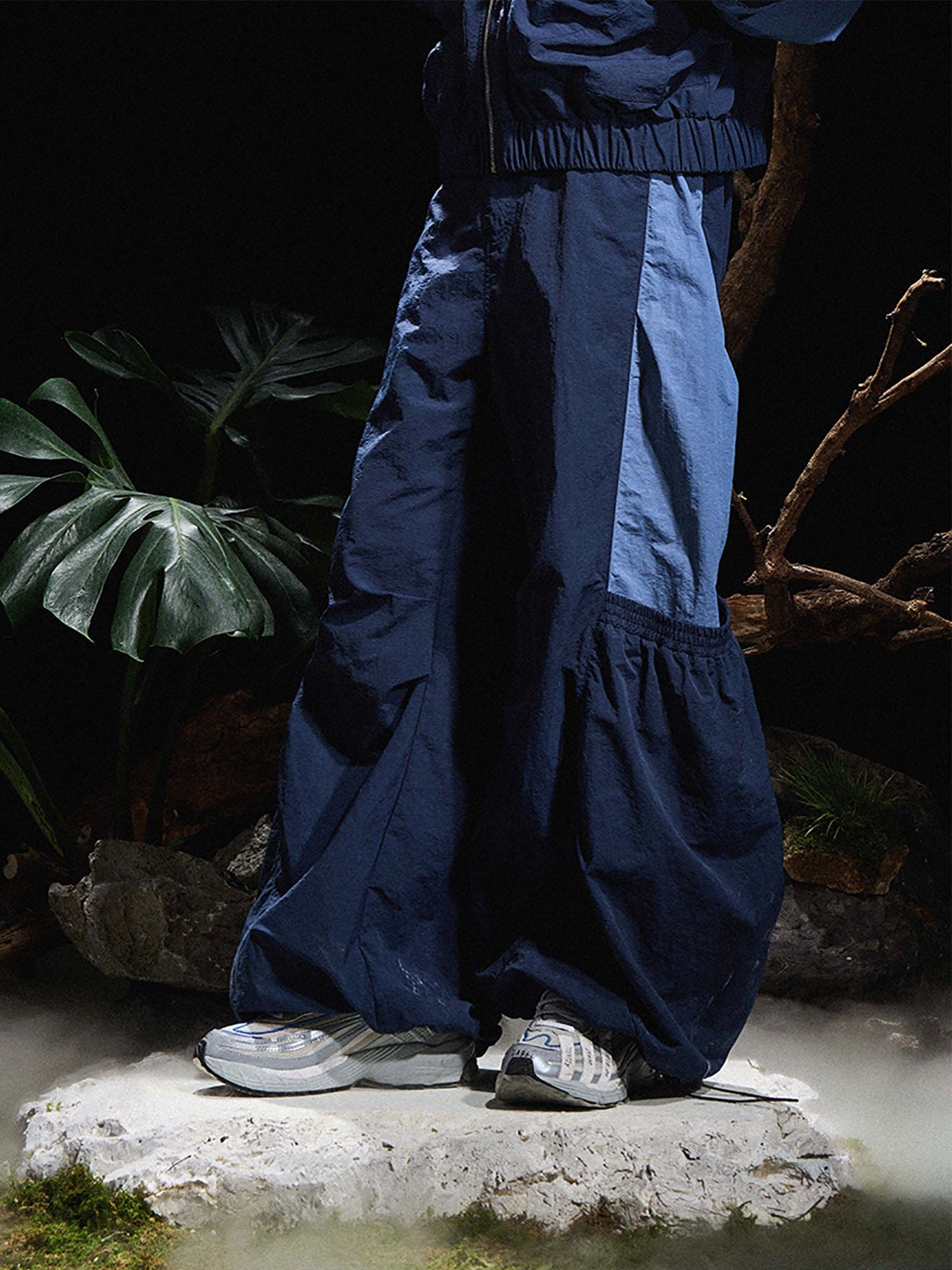 RELABEL Big-Pocket Pleated Oversized Curved Pants Blue-Pants-XS-Free Shipping Leatheretro