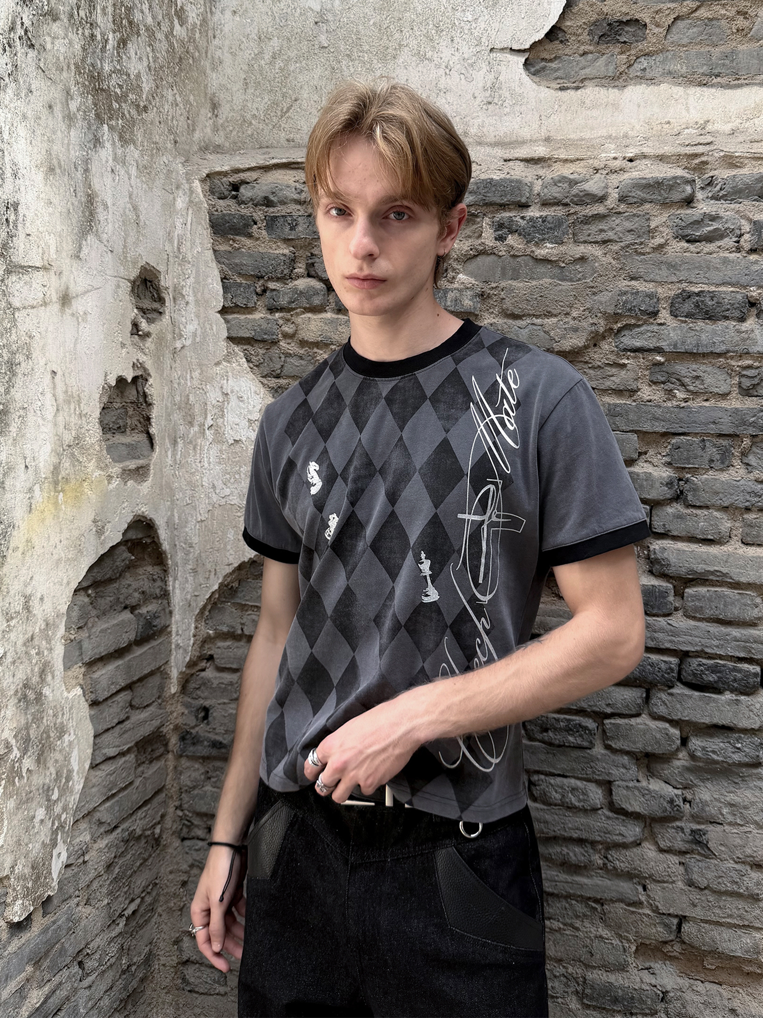 ESAIAS Washed Argyle Graphic T-Shirt-T Shirt-S-Free Shipping Leatheretro