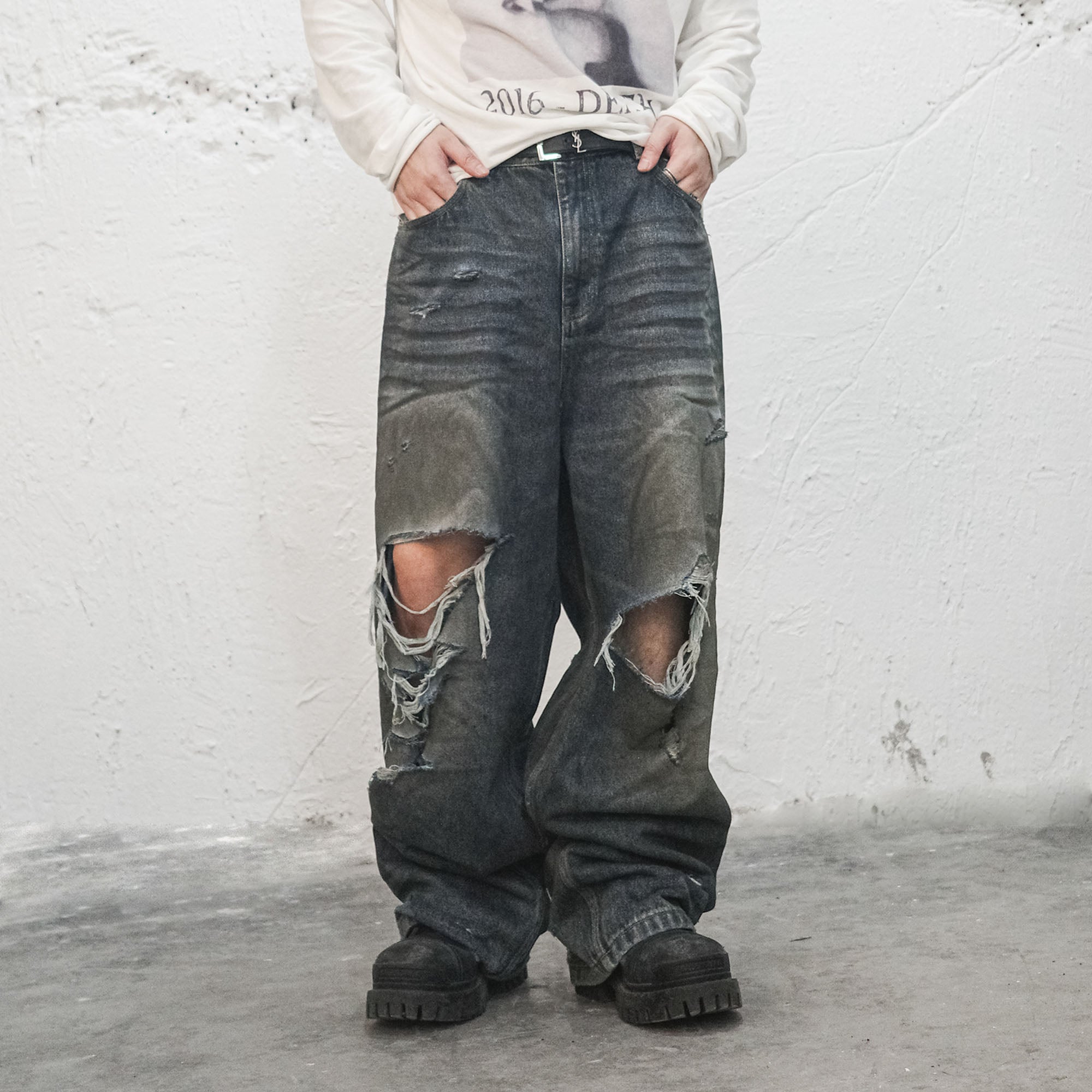 UNDERWATER Muddy Ripped Baggy Jeans-Jeans-S-Free Shipping Leatheretro