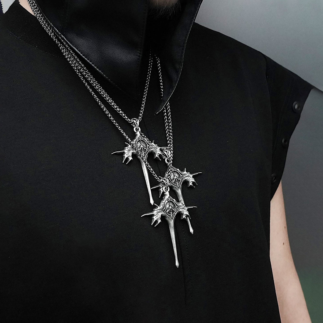 SSIN7 Thorn Cross Pendant Necklace-Necklace-One Size-Free Shipping Leatheretro
