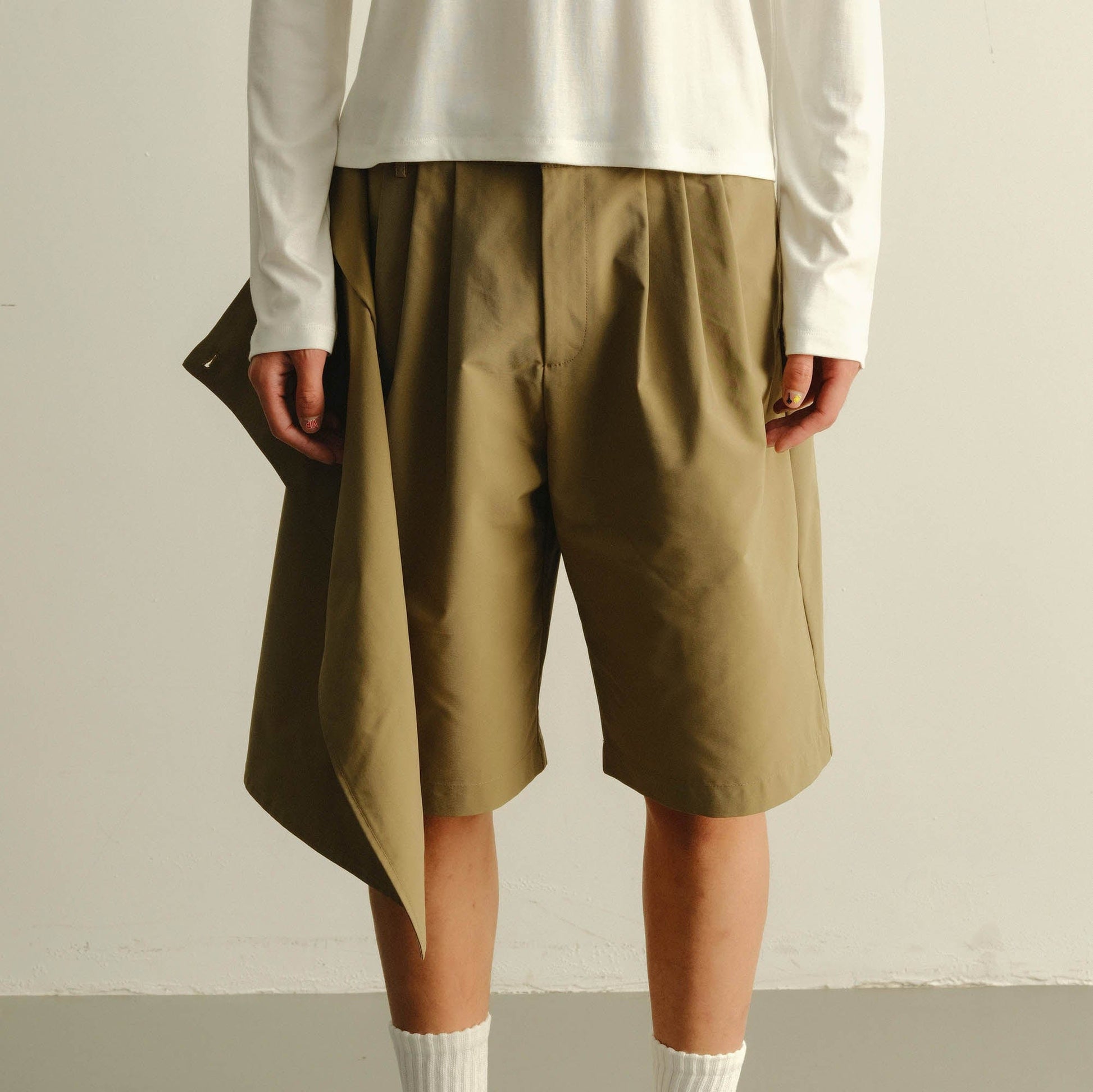 KADAKADA Asymmetrical Overlay Pleated Shorts-Shorts-S-Free Shipping Leatheretro