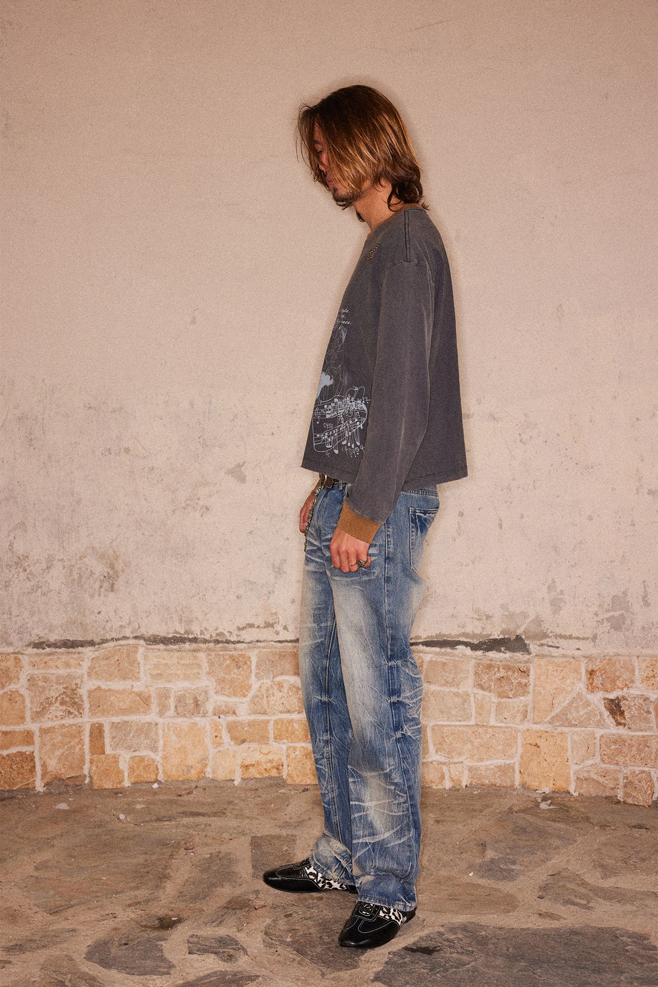 RICHILL Studded Washed Graphic Long-Sleeve Tee-Shirt-S-Free Shipping Leatheretro