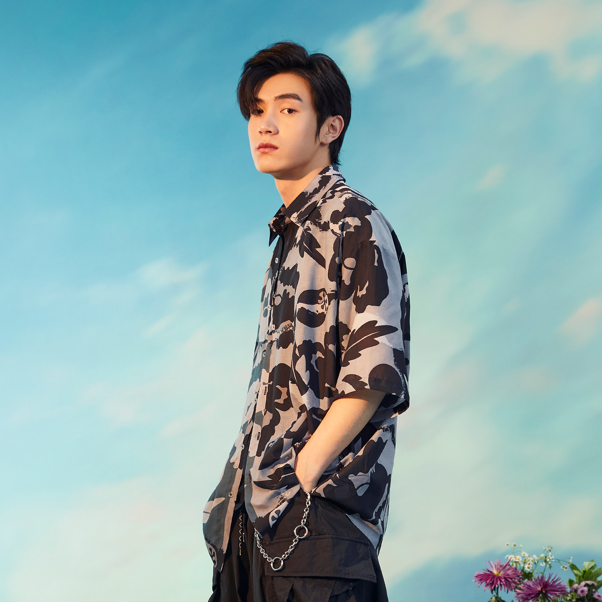 MASH UP ASIA Poppy Full-Print Half Shirt-Half shirt-M-Gray-Free Shipping Leatheretro