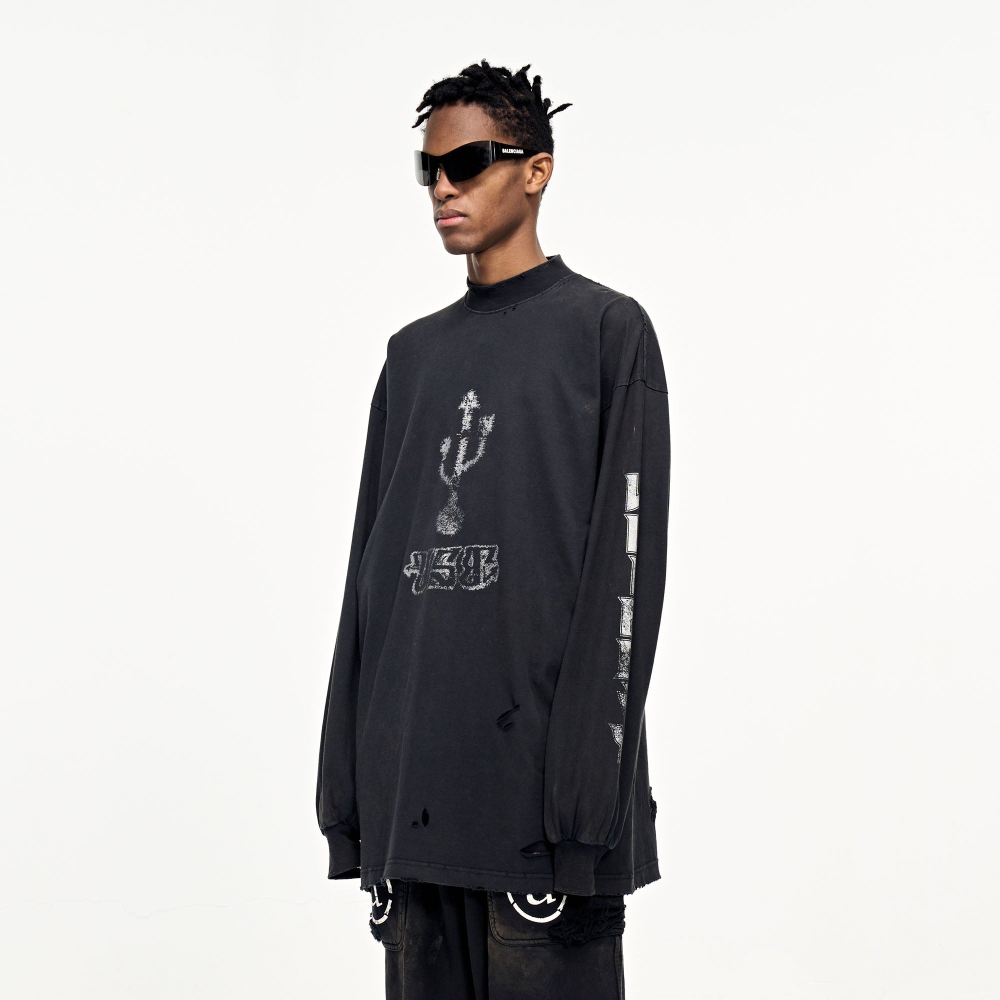 ULIPERY Distressed USB Graphic Sweatshirt-Sweatshirt-XS-Free Shipping Leatheretro