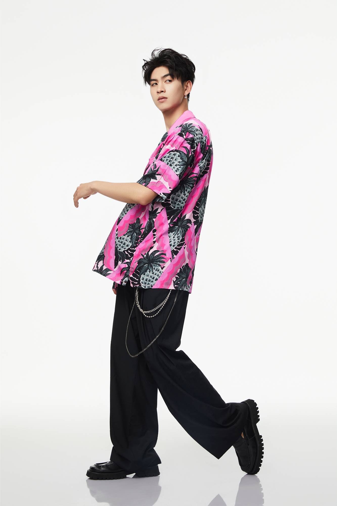 MASH UP ASIA Hawaiian Pineapple Graphic Half Shirt Black-Half shirt-S-Free Shipping Leatheretro