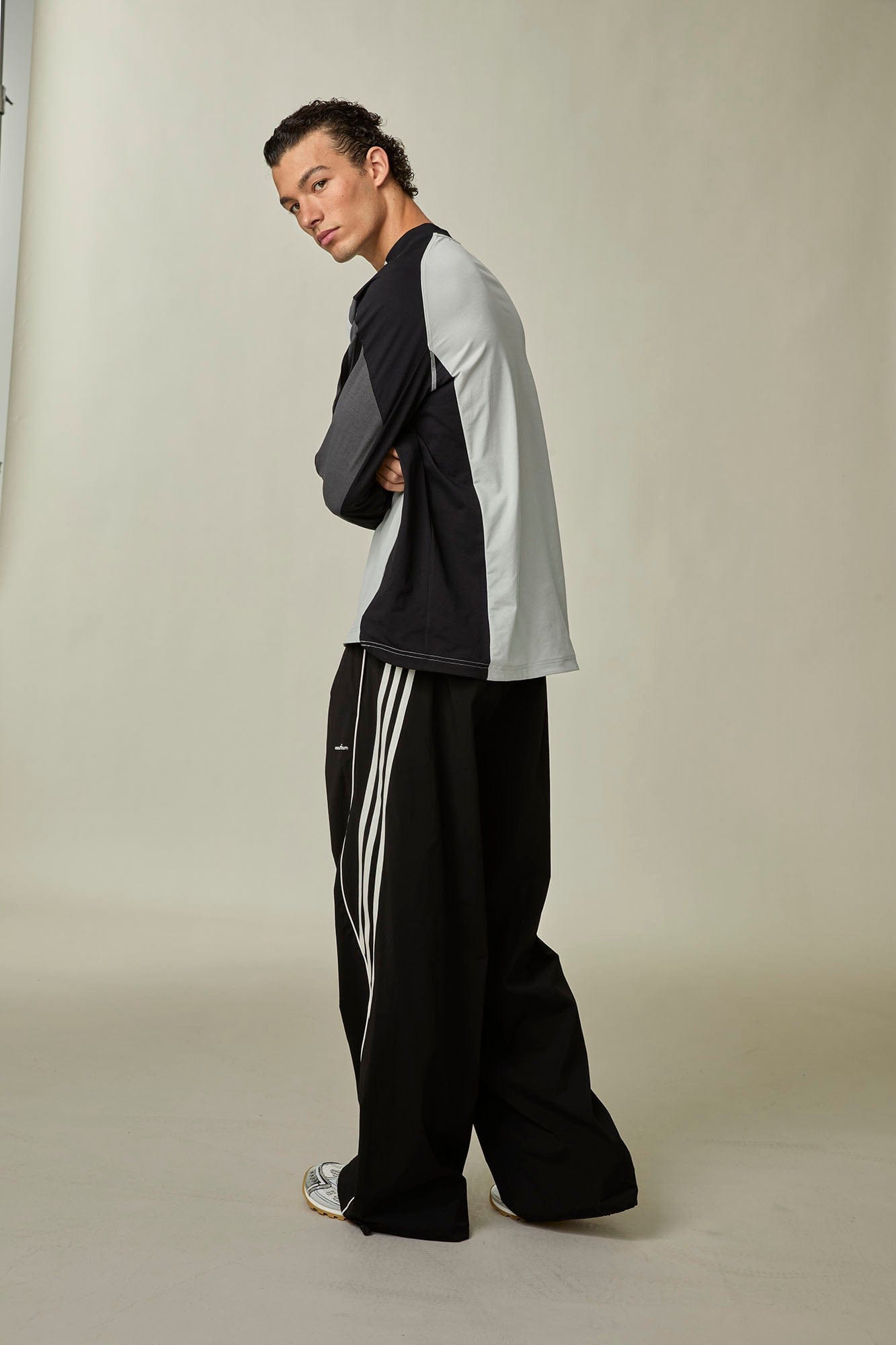 UMAMIISM Contrast Half-Zip Quick-Dry Training Jersey-L/S Tee-XS-Dark Gray-Free Shipping Leatheretro