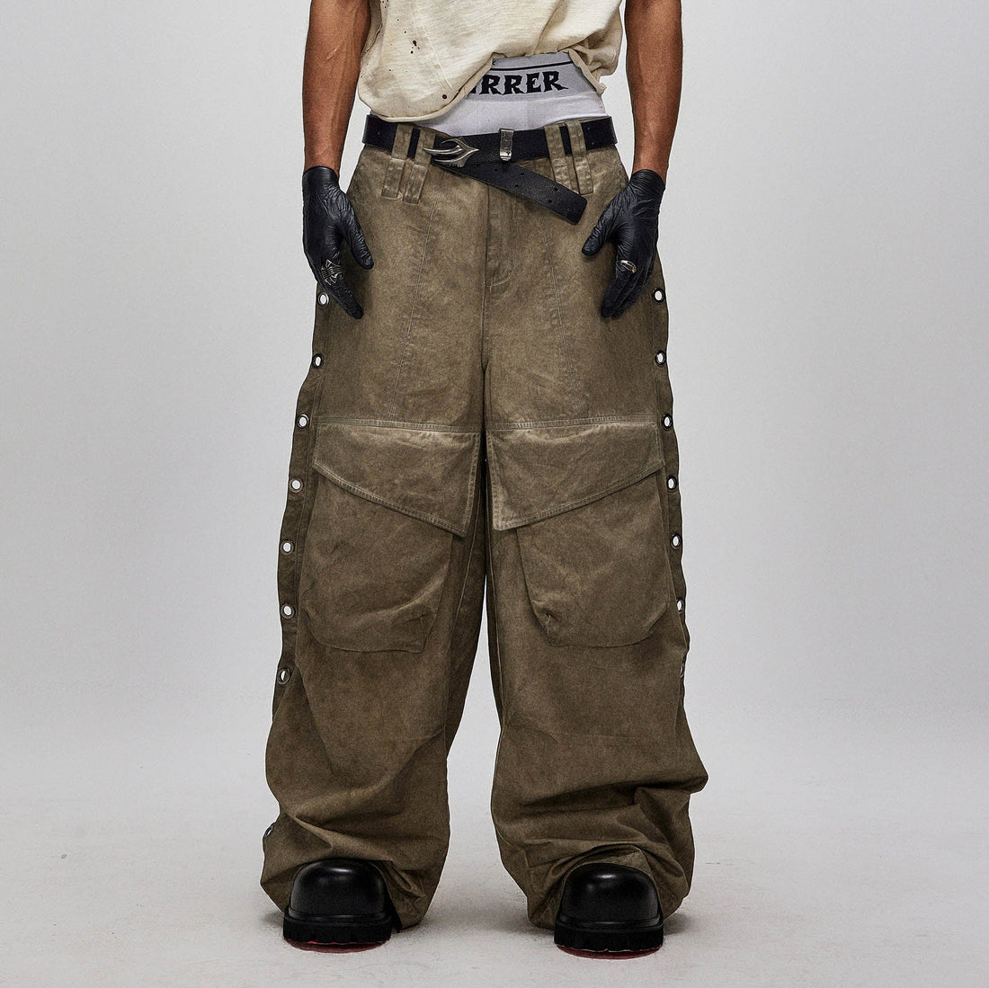 FLYERRER Distressed Eyelet-Side Big-Pocket Pleated-Knee Cargo-Pants-S-Free Shipping Leatheretro