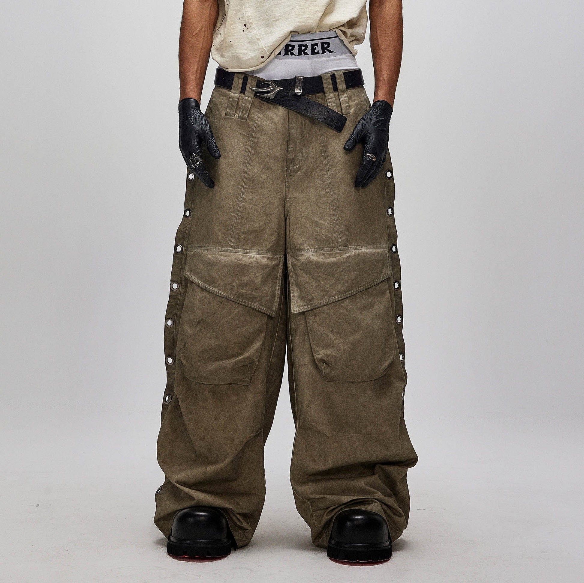 FLYERRER Distressed Eyelet-Side Big-Pocket Pleated-Knee Cargo-Pants-S-Free Shipping Leatheretro