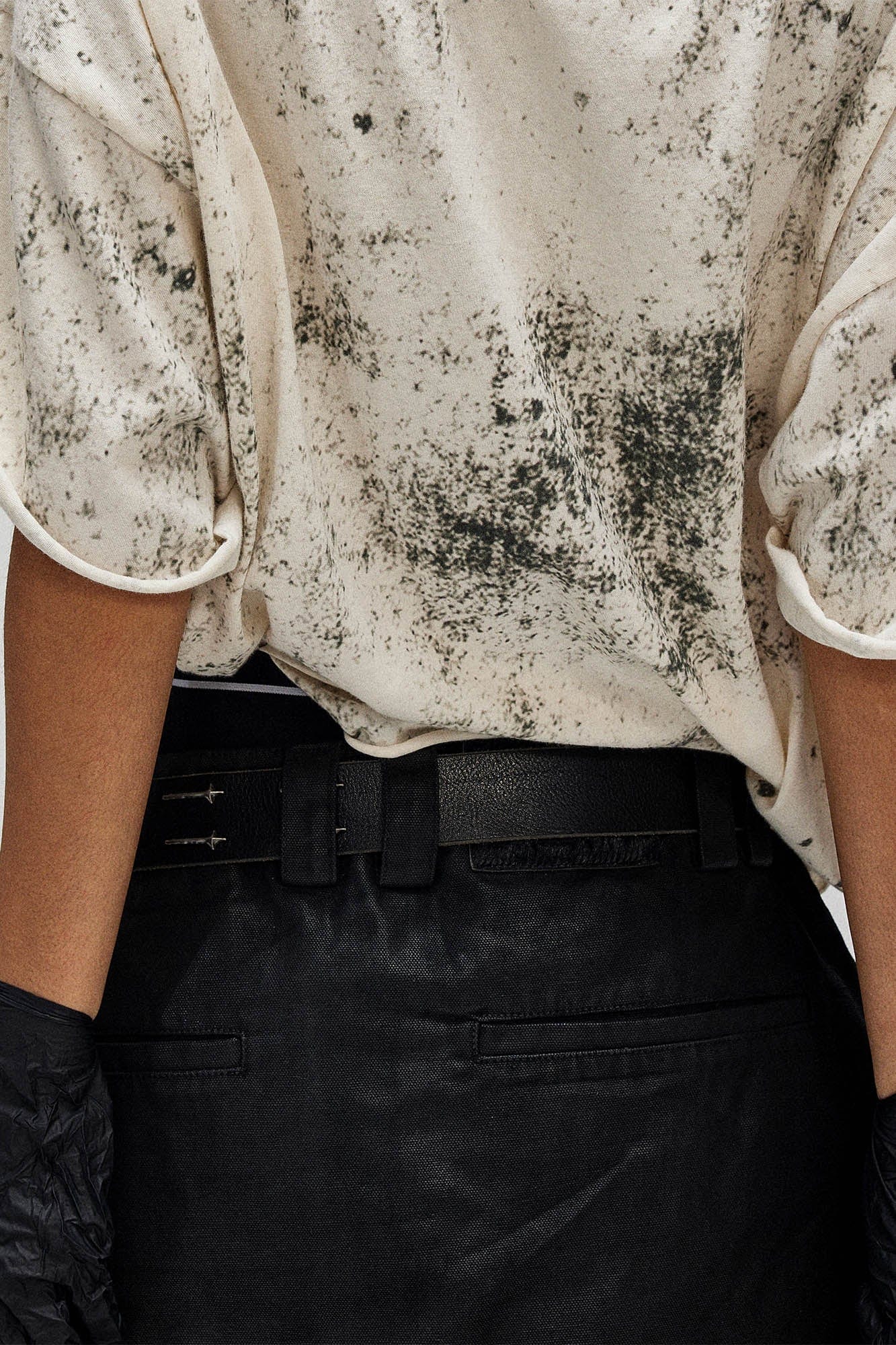 FLYERRER Grunge Brush-Stained Raw Hem T-Shirt-T Shirt-S (Preorder)-Free Shipping Leatheretro