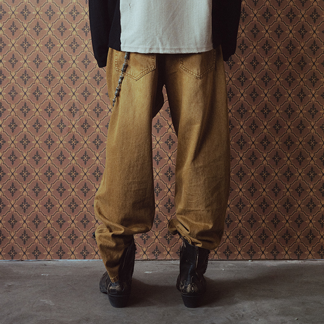 RICHILL Washed Slogan Embroidery Dual-Button Jeans-Jeans-S-Free Shipping Leatheretro